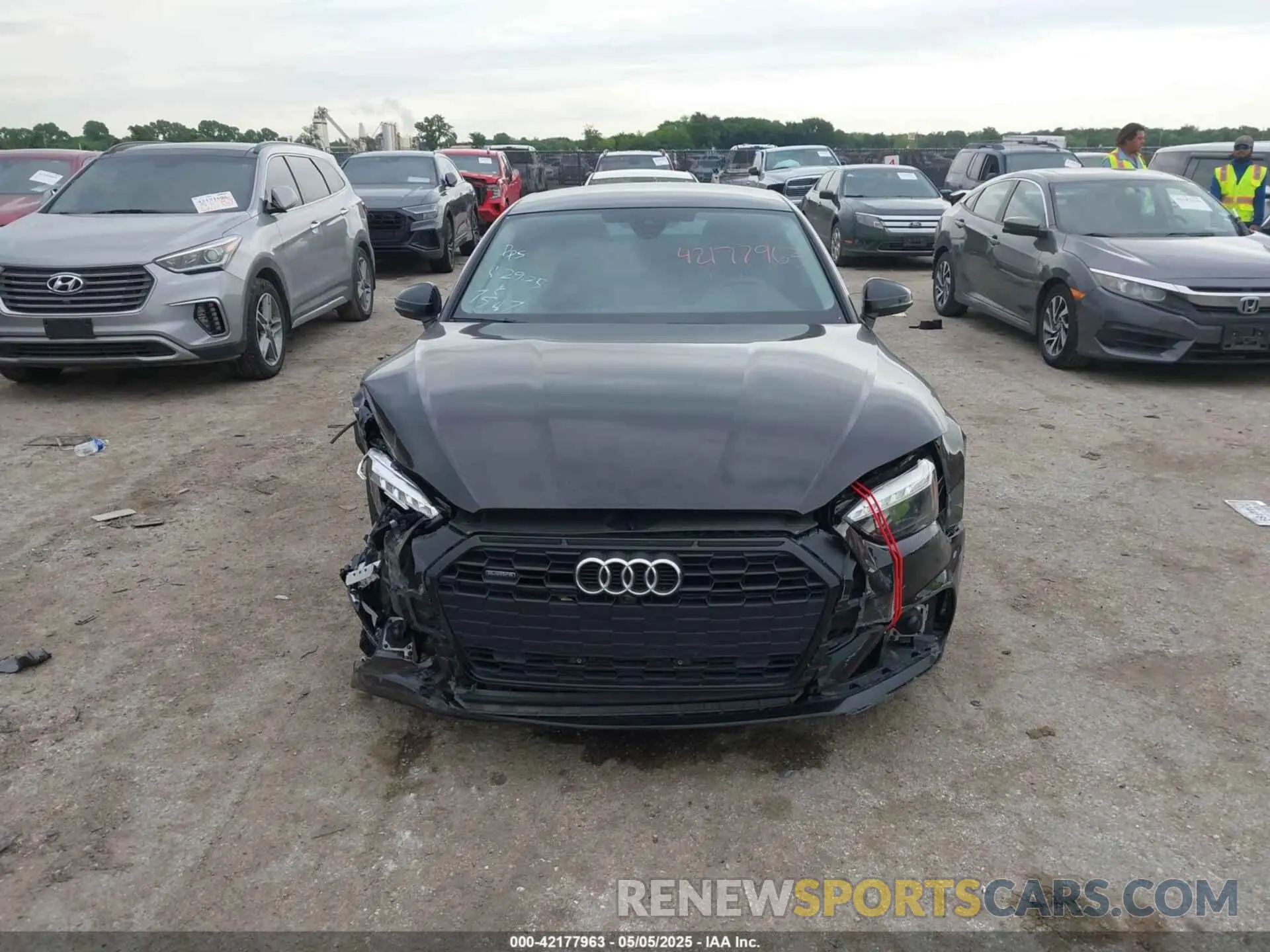 11 fotografías del automóvil dañado WAUCBCF57PA027547 AUDI A5 SPORTBACK 2023