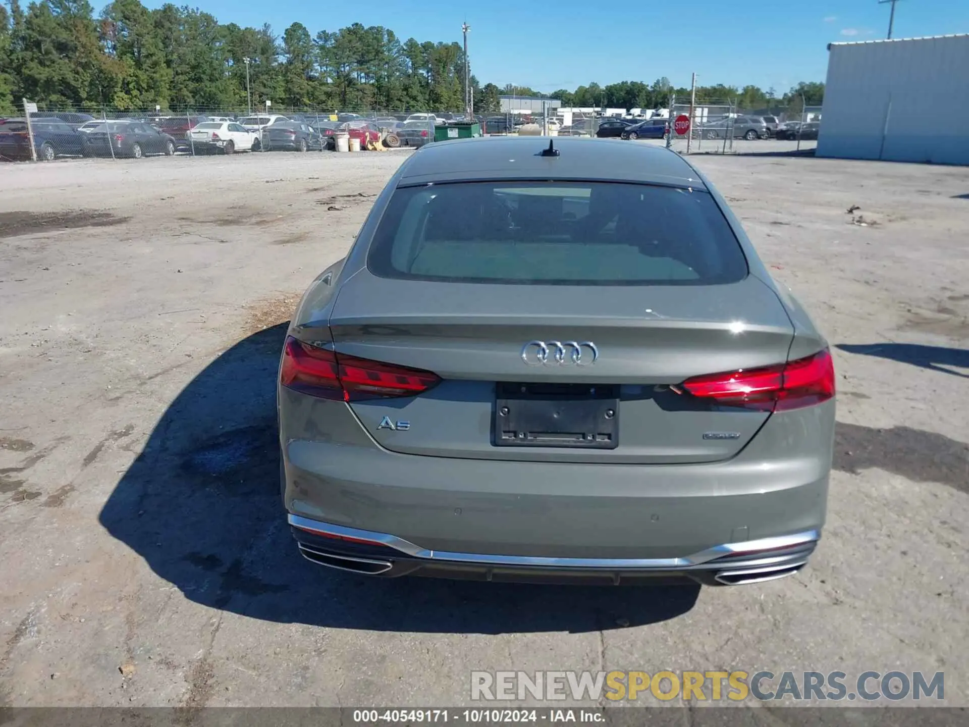 17 fotografías del automóvil dañado WAUFACF54PA016019 AUDI A5 SPORTBACK 2023