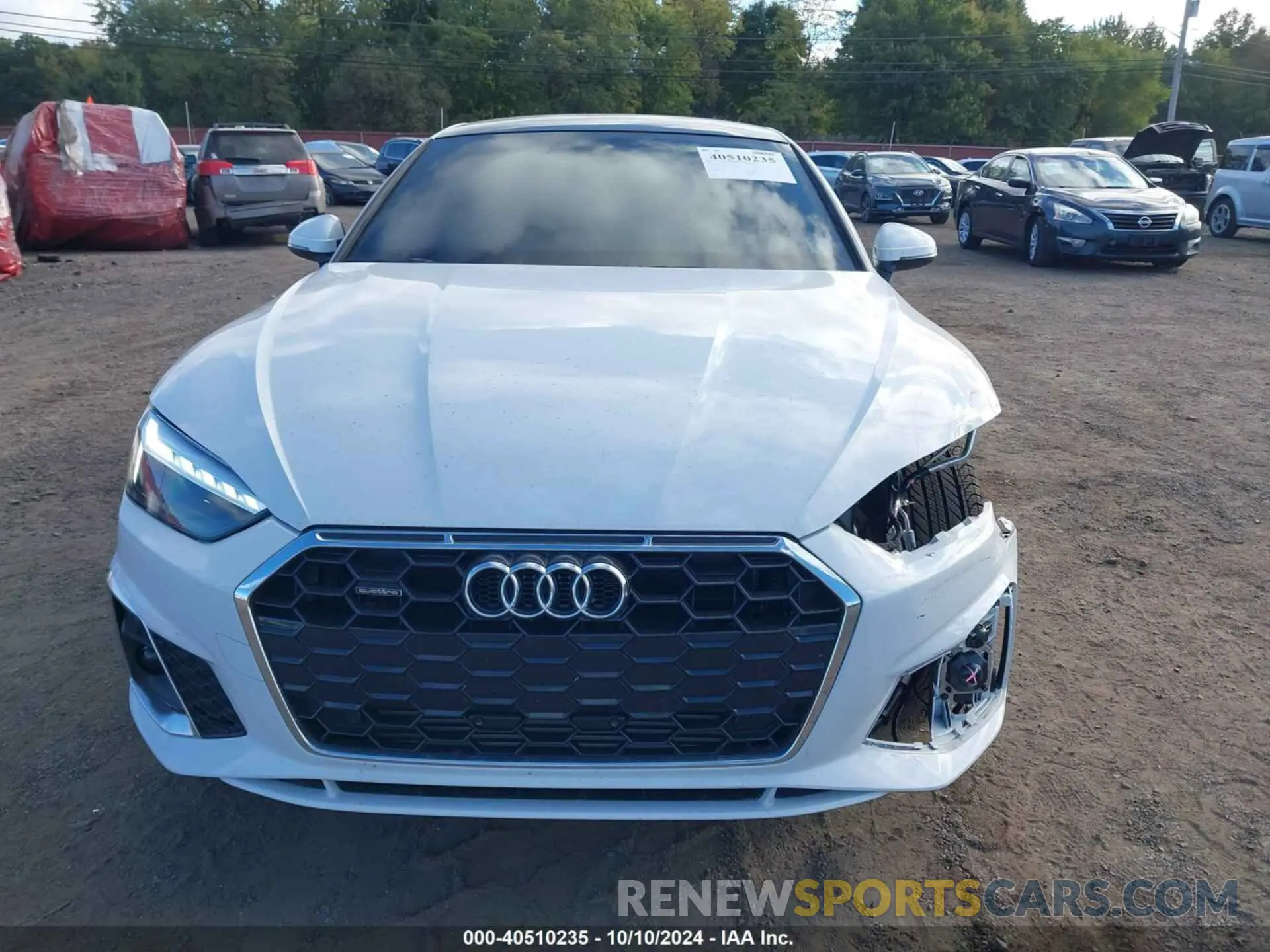 12 fotografías del automóvil dañado WAUDACF57RA072725 AUDI A5 SPORTBACK 2024