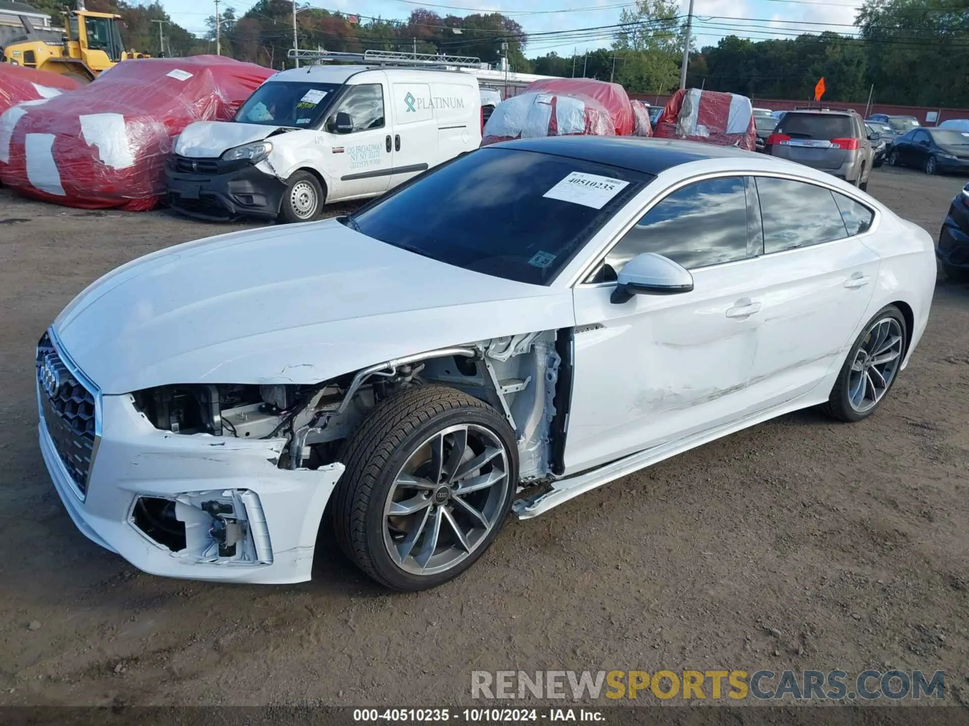 2 fotografías del automóvil dañado WAUDACF57RA072725 AUDI A5 SPORTBACK 2024