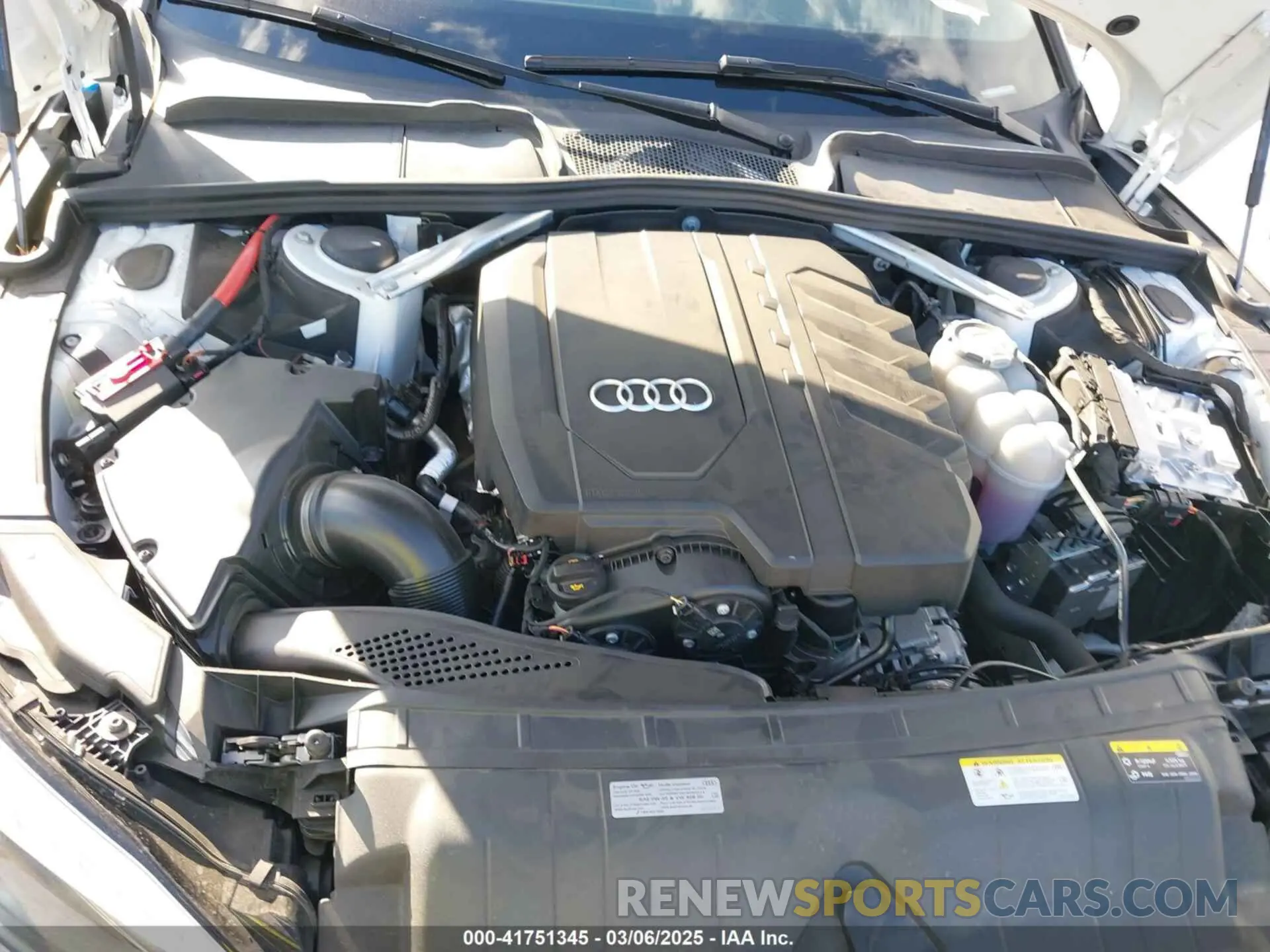 10 fotografías del automóvil dañado WAUFACF50RA096695 AUDI A5 SPORTBACK 2024