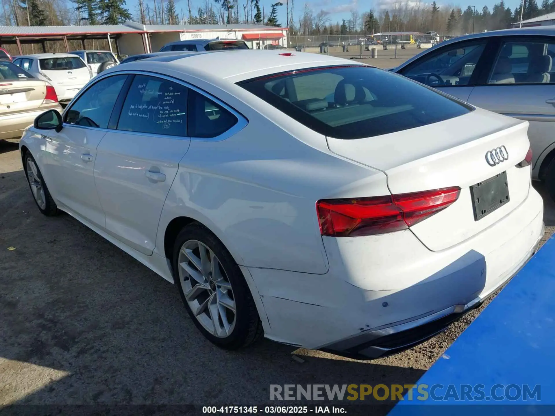 3 fotografías del automóvil dañado WAUFACF50RA096695 AUDI A5 SPORTBACK 2024
