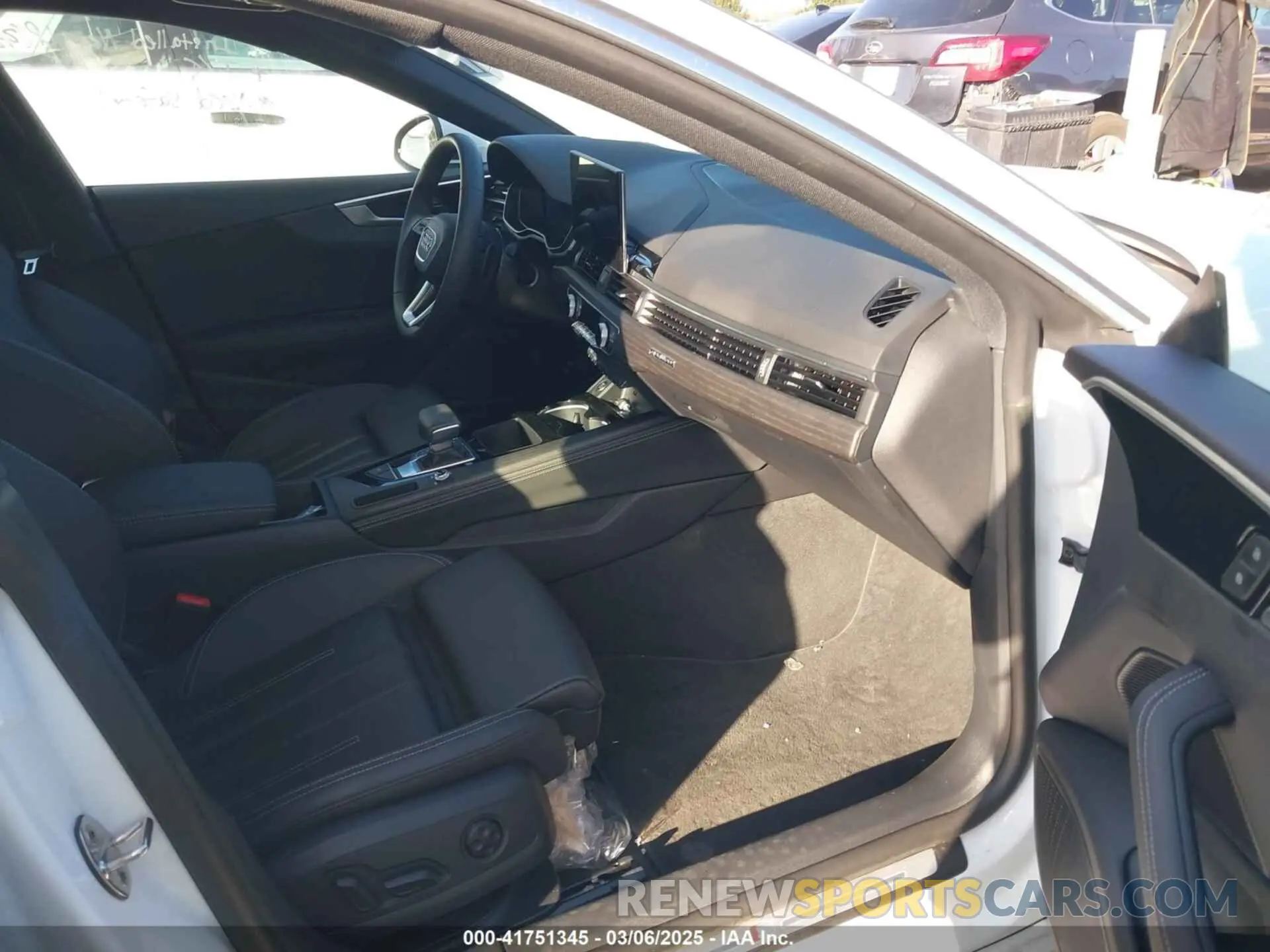 5 fotografías del automóvil dañado WAUFACF50RA096695 AUDI A5 SPORTBACK 2024