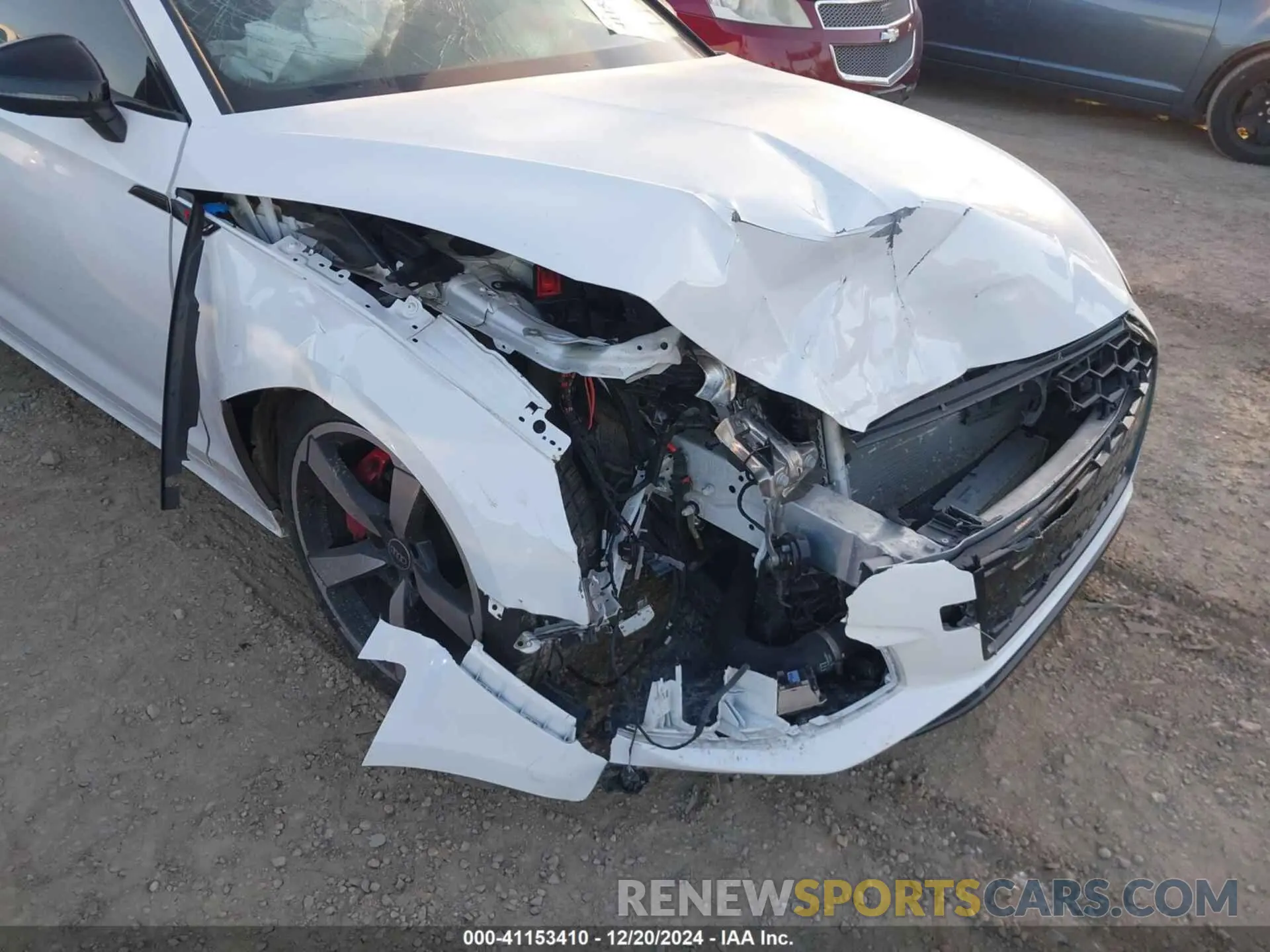 6 fotografías del automóvil dañado WAUFACF51RA012934 AUDI A5 SPORTBACK 2024