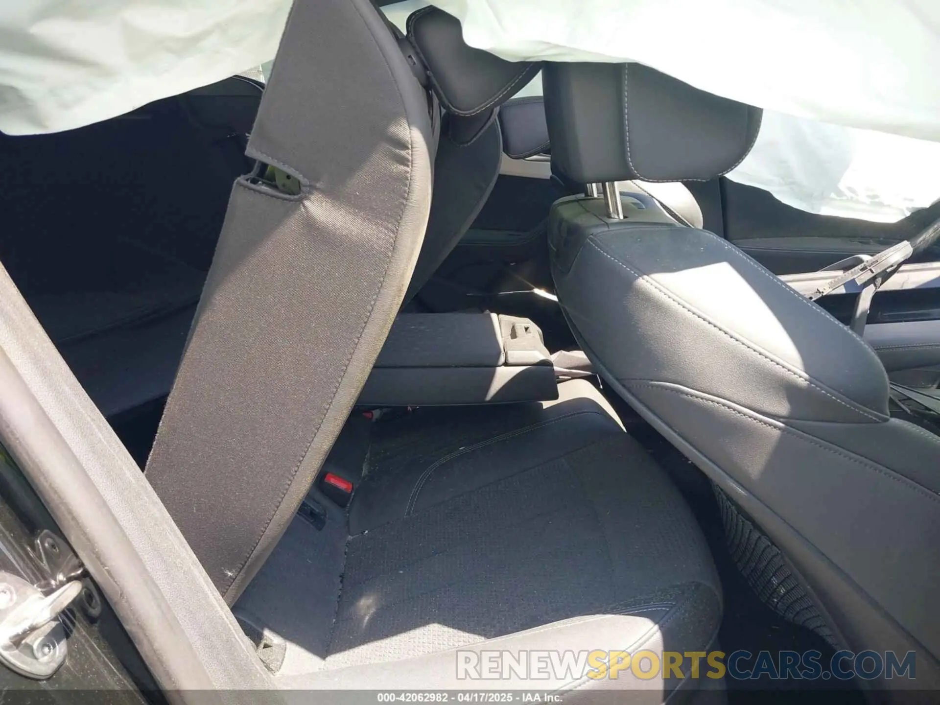 8 fotografías del automóvil dañado WAUFACF53RA013079 AUDI A5 SPORTBACK 2024