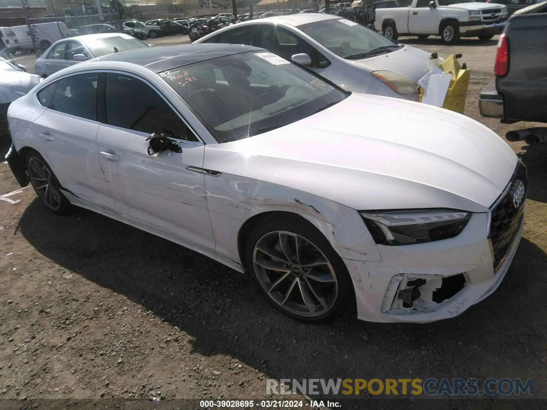 1 fotografías del automóvil dañado WAUFACF54RA012538 AUDI A5 SPORTBACK 2024