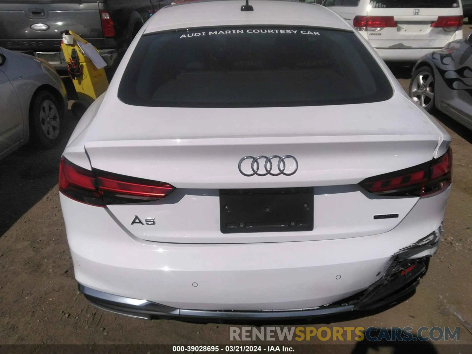 16 fotografías del automóvil dañado WAUFACF54RA012538 AUDI A5 SPORTBACK 2024