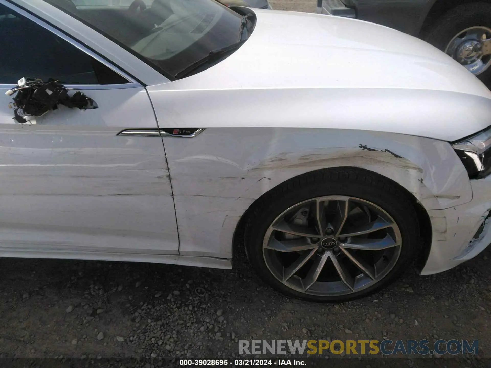 6 fotografías del automóvil dañado WAUFACF54RA012538 AUDI A5 SPORTBACK 2024