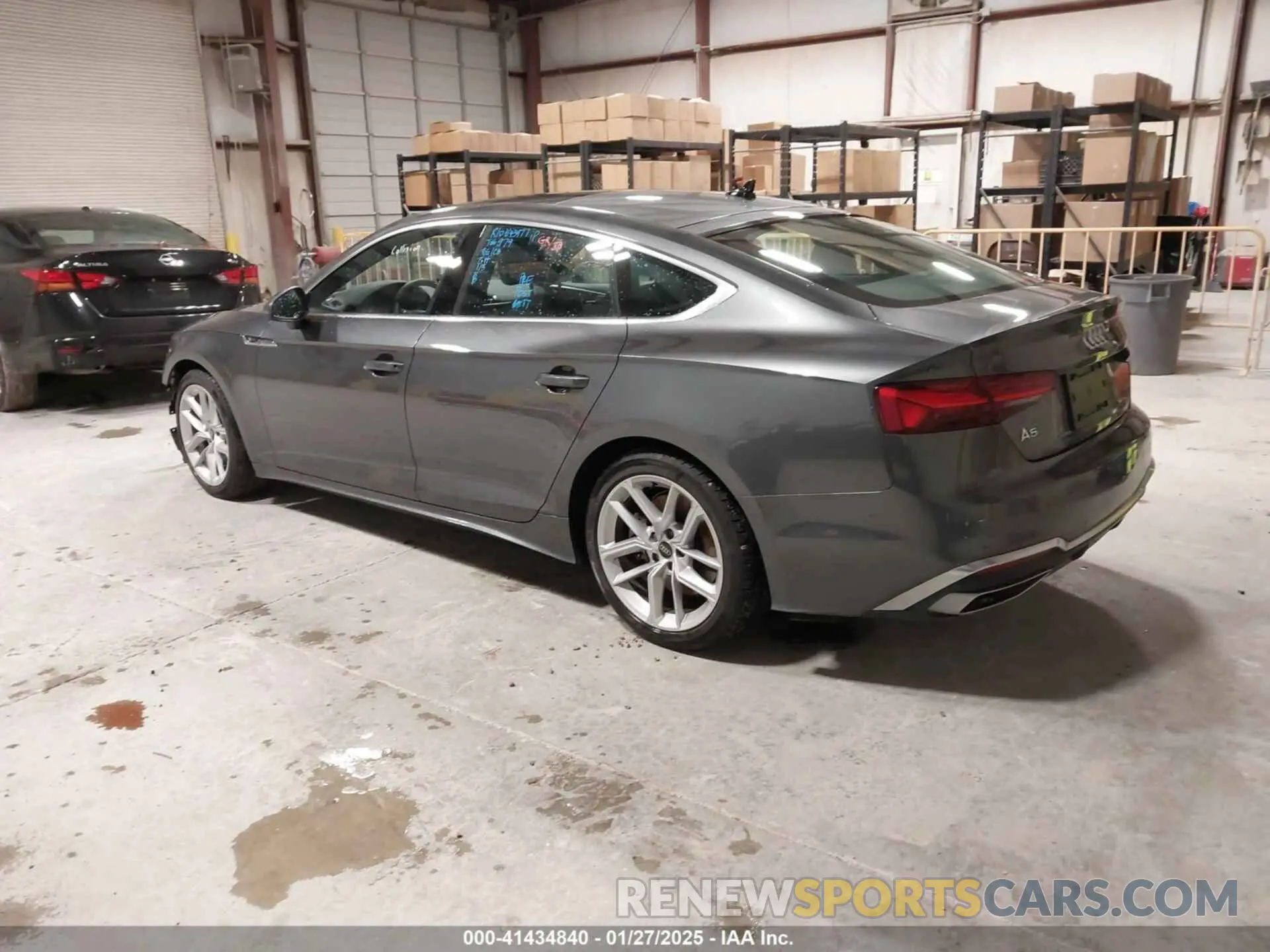 3 fotografías del automóvil dañado WAUFACF54RA049783 AUDI A5 SPORTBACK 2024