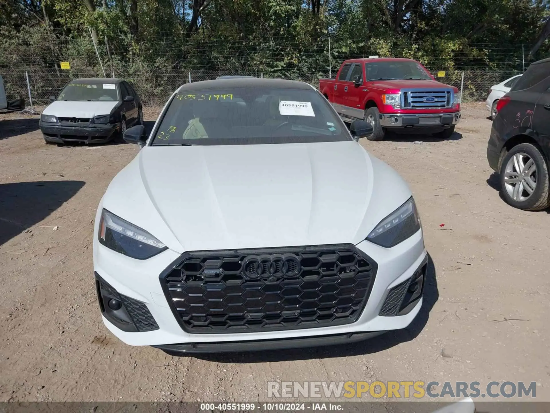 13 fotografías del automóvil dañado WAUFACF57RA005759 AUDI A5 SPORTBACK 2024