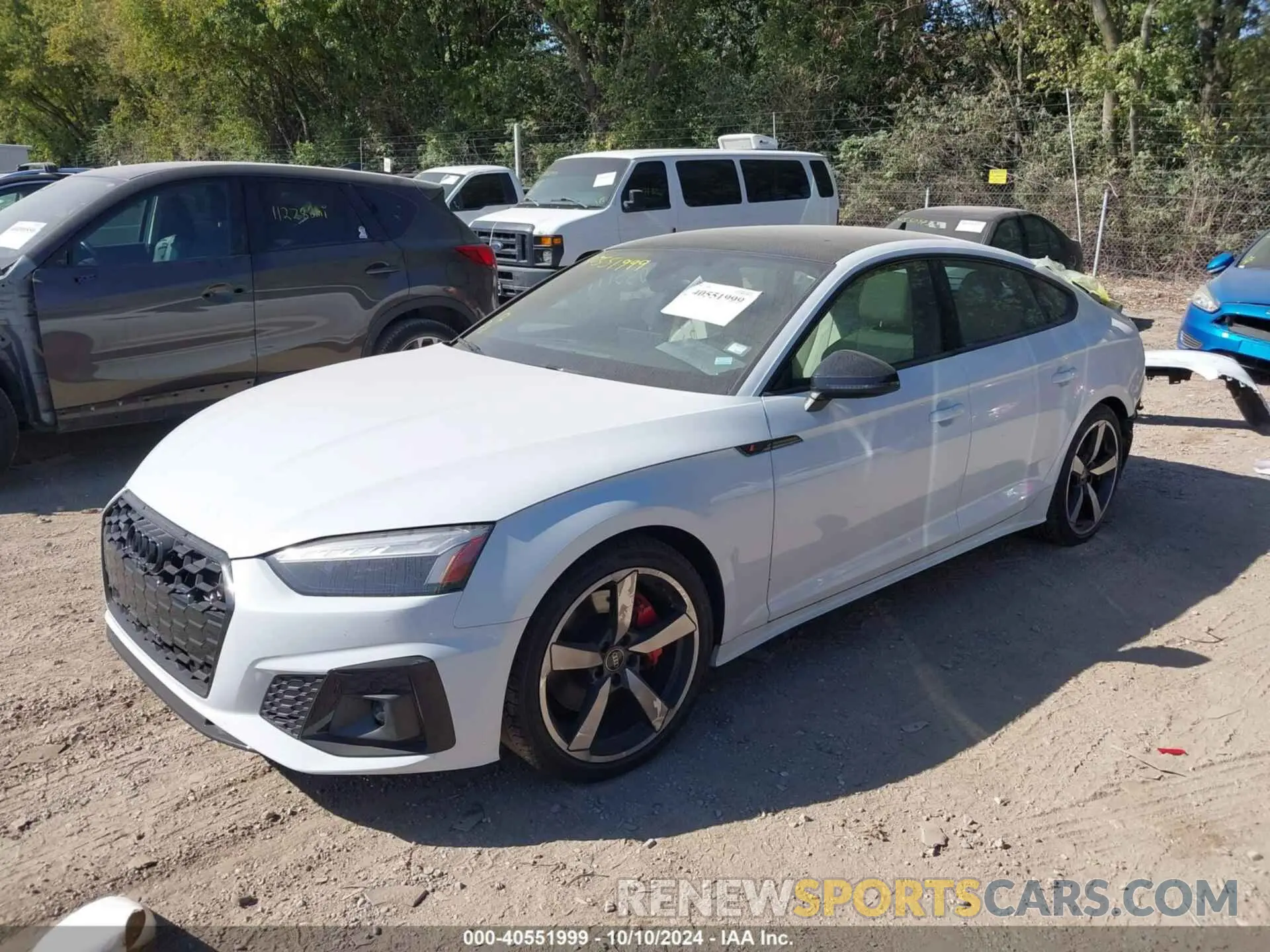 2 fotografías del automóvil dañado WAUFACF57RA005759 AUDI A5 SPORTBACK 2024