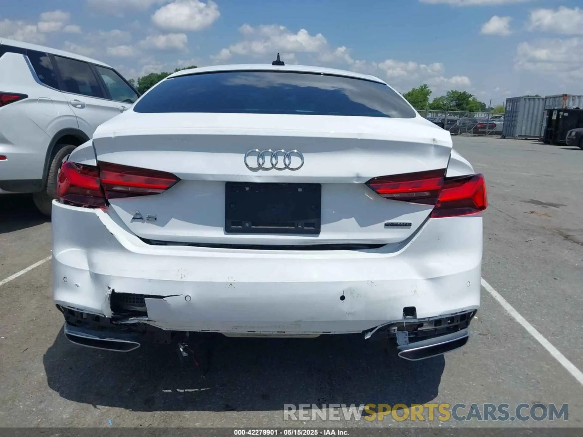 6 fotografías del automóvil dañado WAUFACF58RA083063 AUDI A5 SPORTBACK 2024