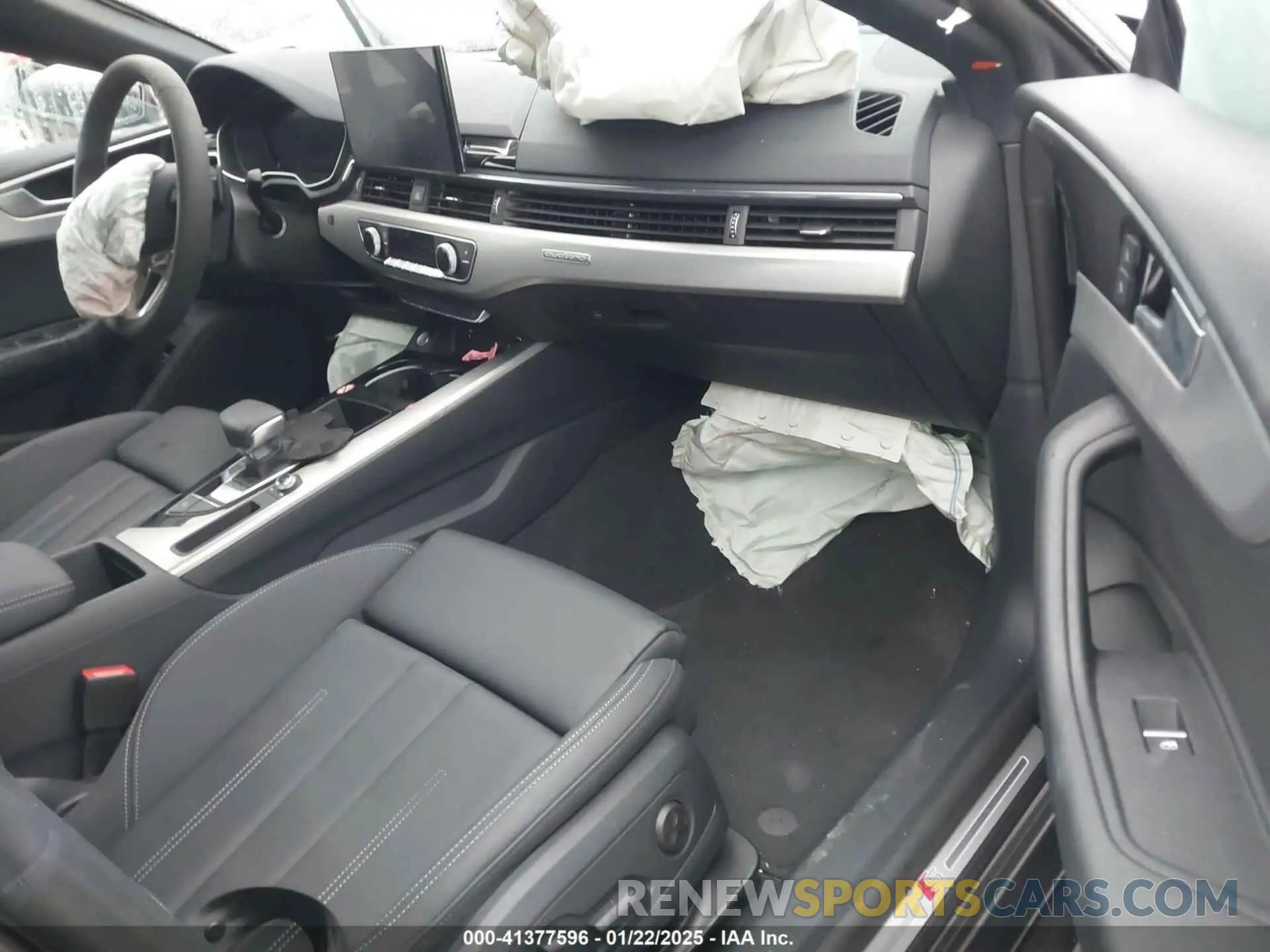 5 fotografías del automóvil dañado WAUDACF57SA007590 AUDI A5 SPORTBACK 2025