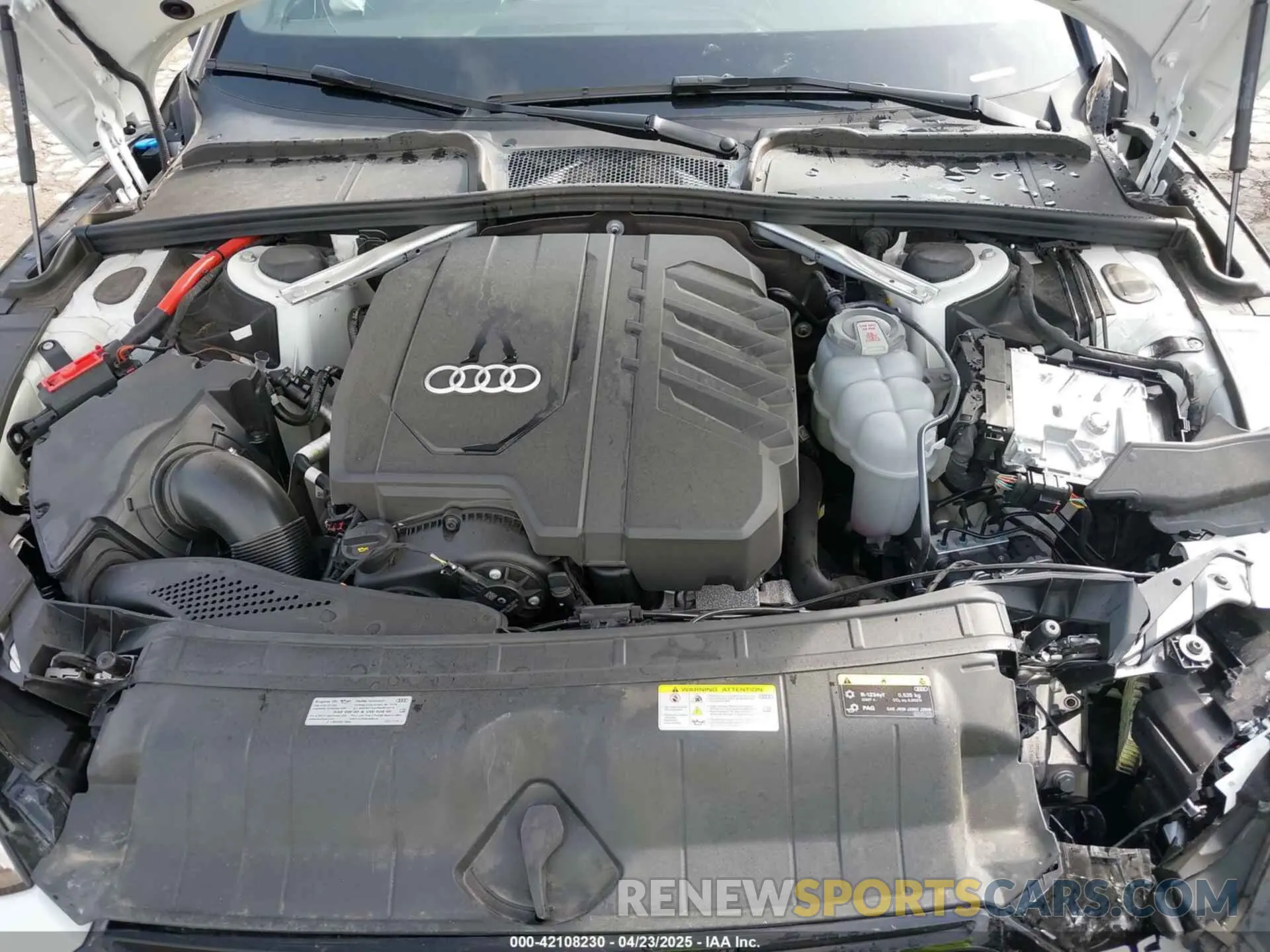 10 fotografías del automóvil dañado WAUDACF58SA006013 AUDI A5 SPORTBACK 2025
