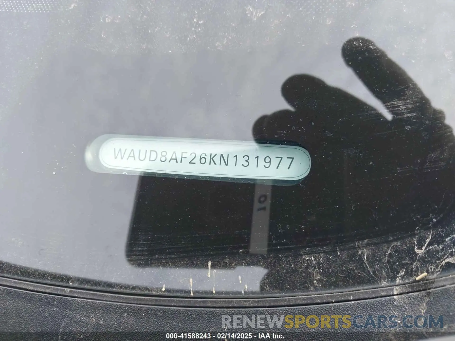 9 fotografías del automóvil dañado WAUD8AF26KN131977 AUDI A6 2019
