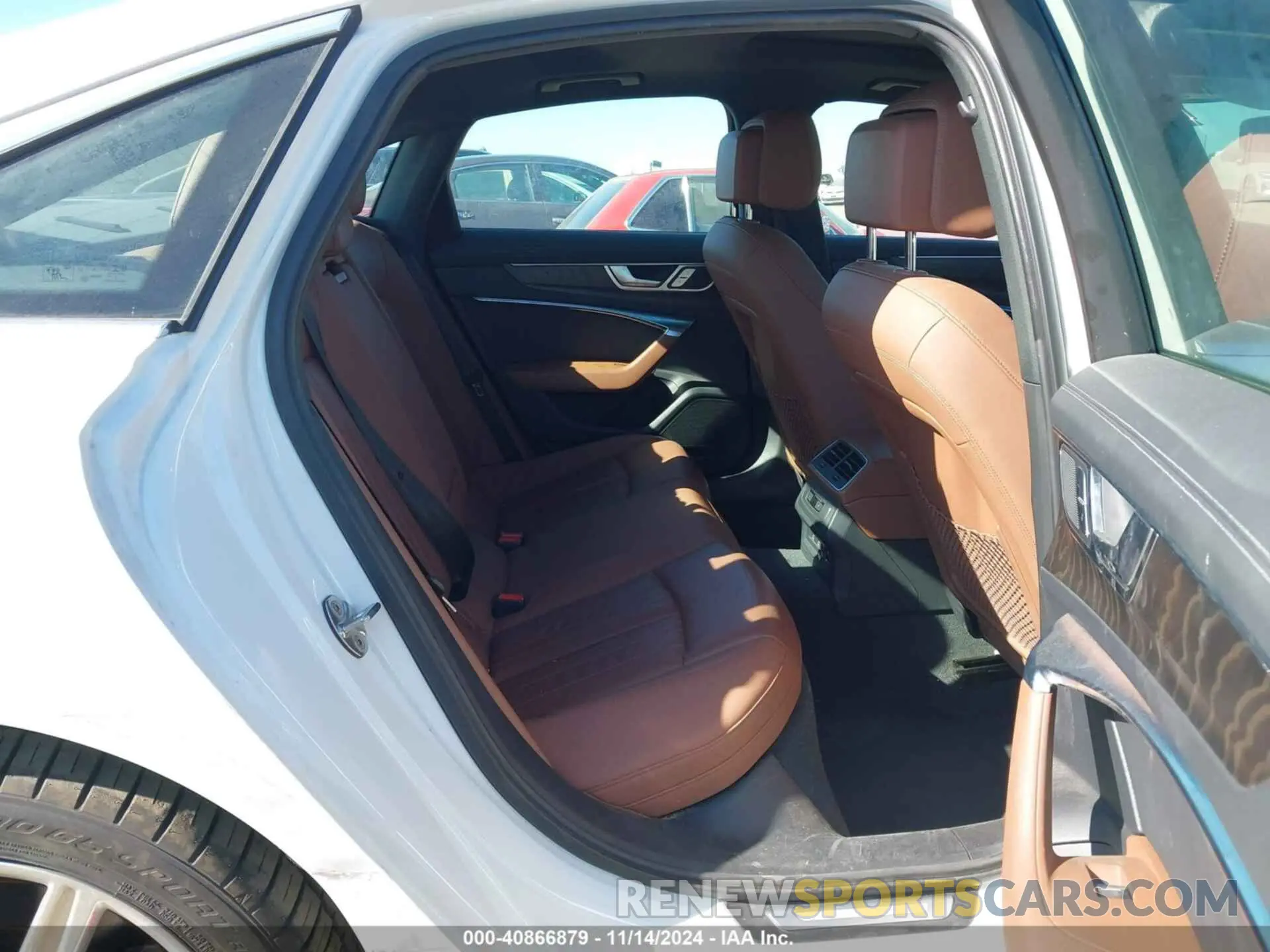 8 fotografías del automóvil dañado WAUD8AF2XKN121405 AUDI A6 2019