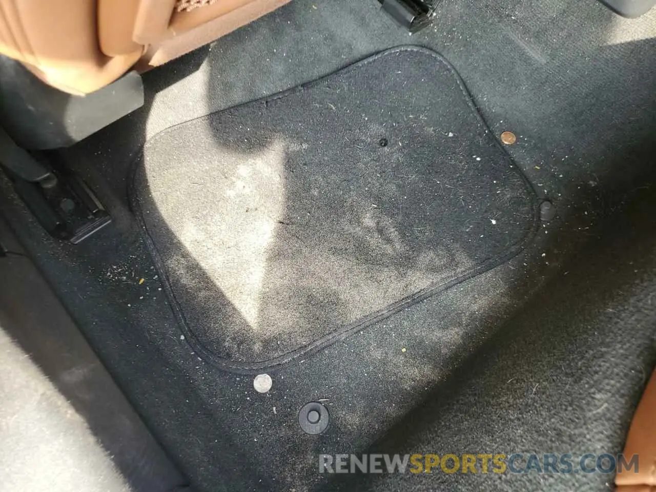 8 fotografías del automóvil dañado WAUD8AF2XKN129049 AUDI A6 2019