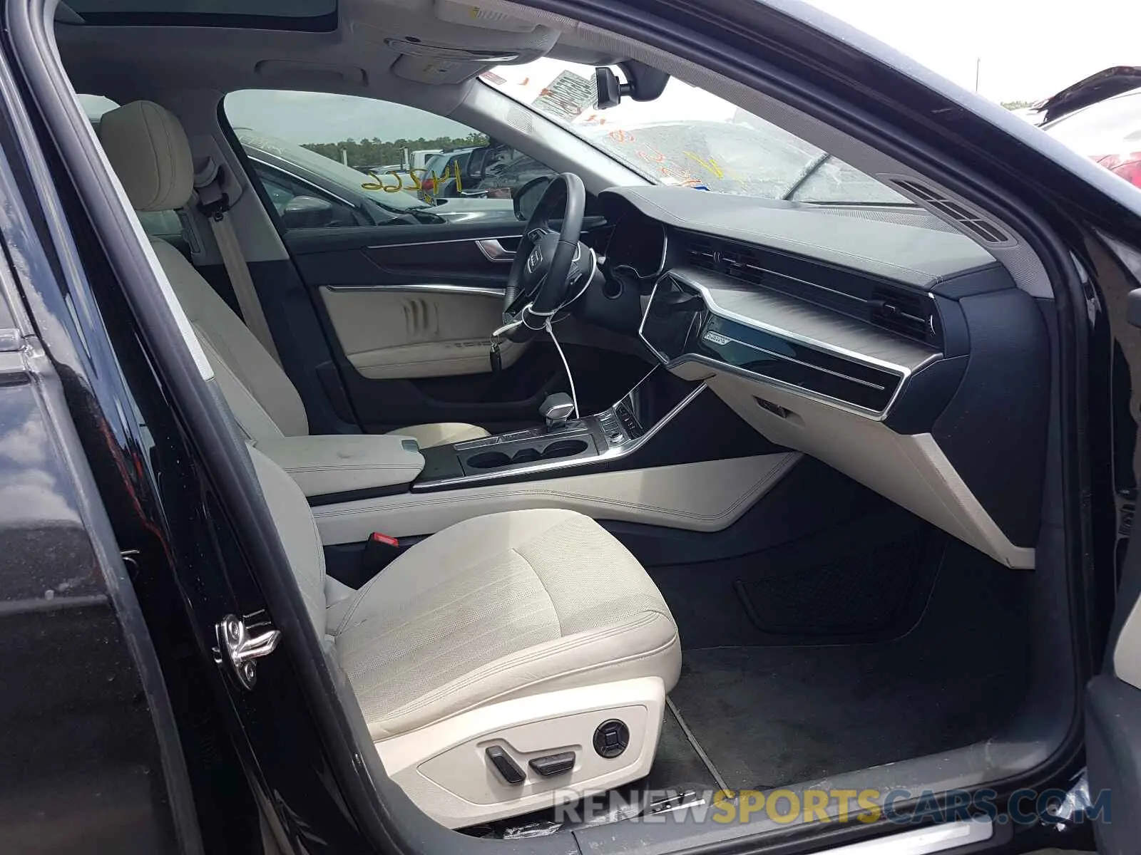 5 fotografías del automóvil dañado WAUE8AF24KN119511 AUDI A6 2019