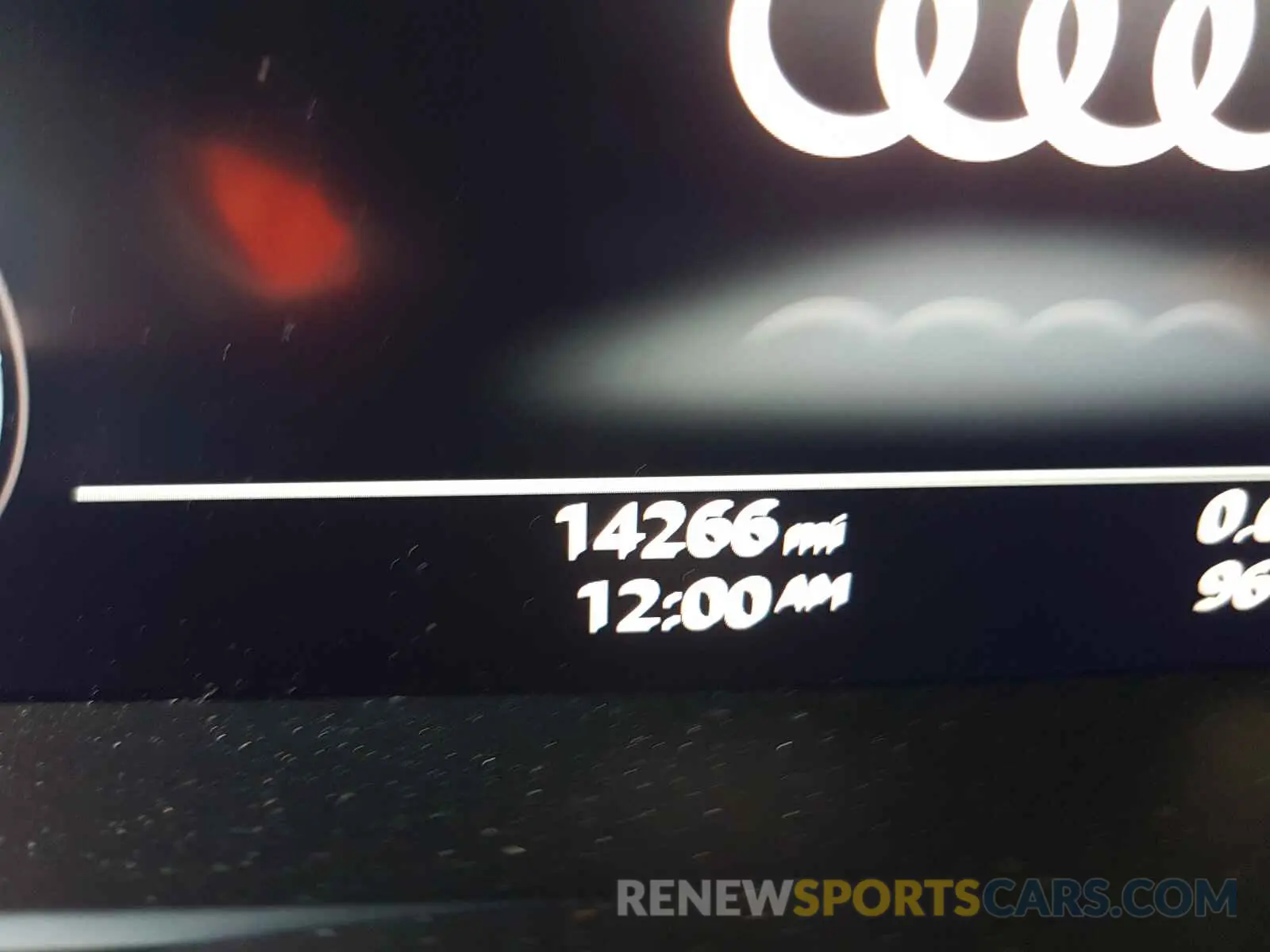 8 fotografías del automóvil dañado WAUE8AF24KN119511 AUDI A6 2019