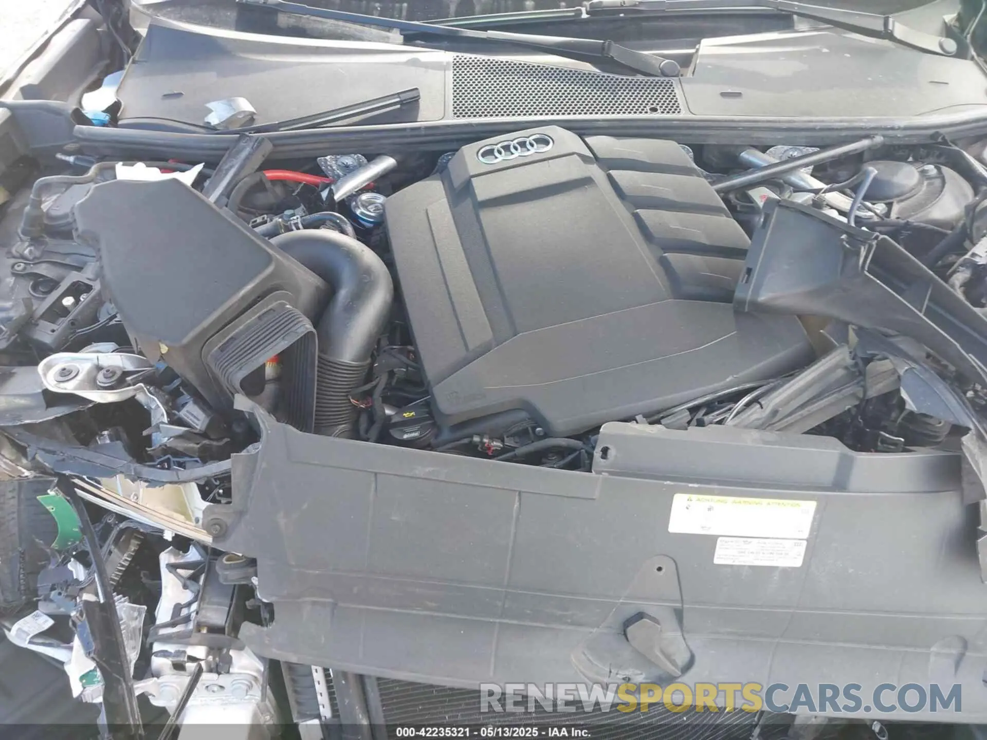 10 fotografías del automóvil dañado WAUE8AF24KN121775 AUDI A6 2019