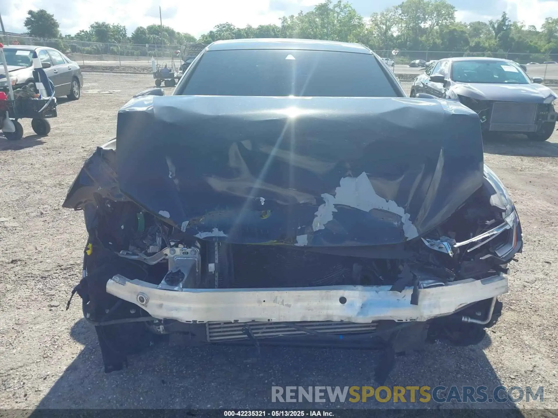 12 fotografías del automóvil dañado WAUE8AF24KN121775 AUDI A6 2019