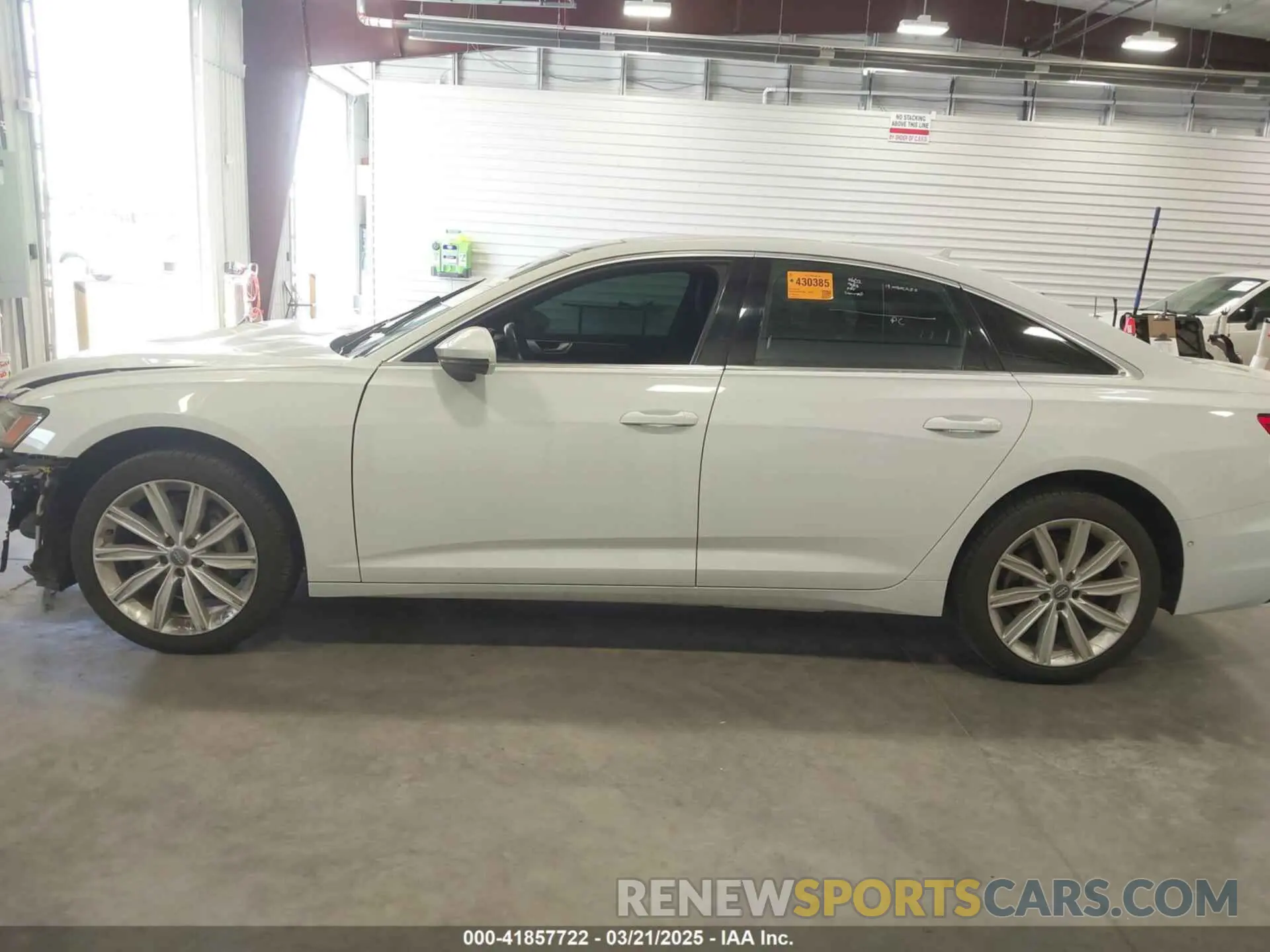 15 fotografías del automóvil dañado WAUE8AF25KN115936 AUDI A6 2019