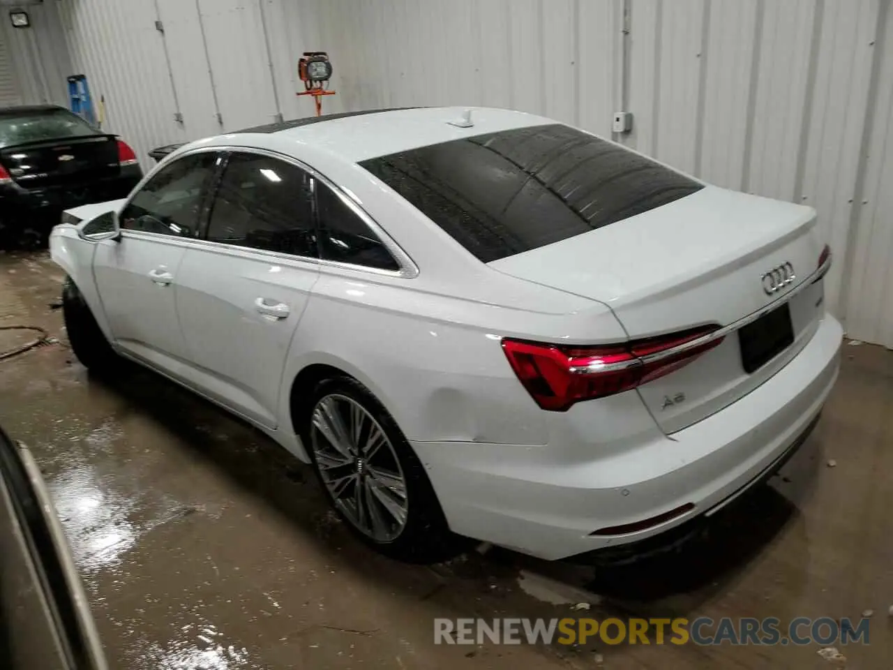 2 fotografías del automóvil dañado WAUE8AF2XKN125006 AUDI A6 2019