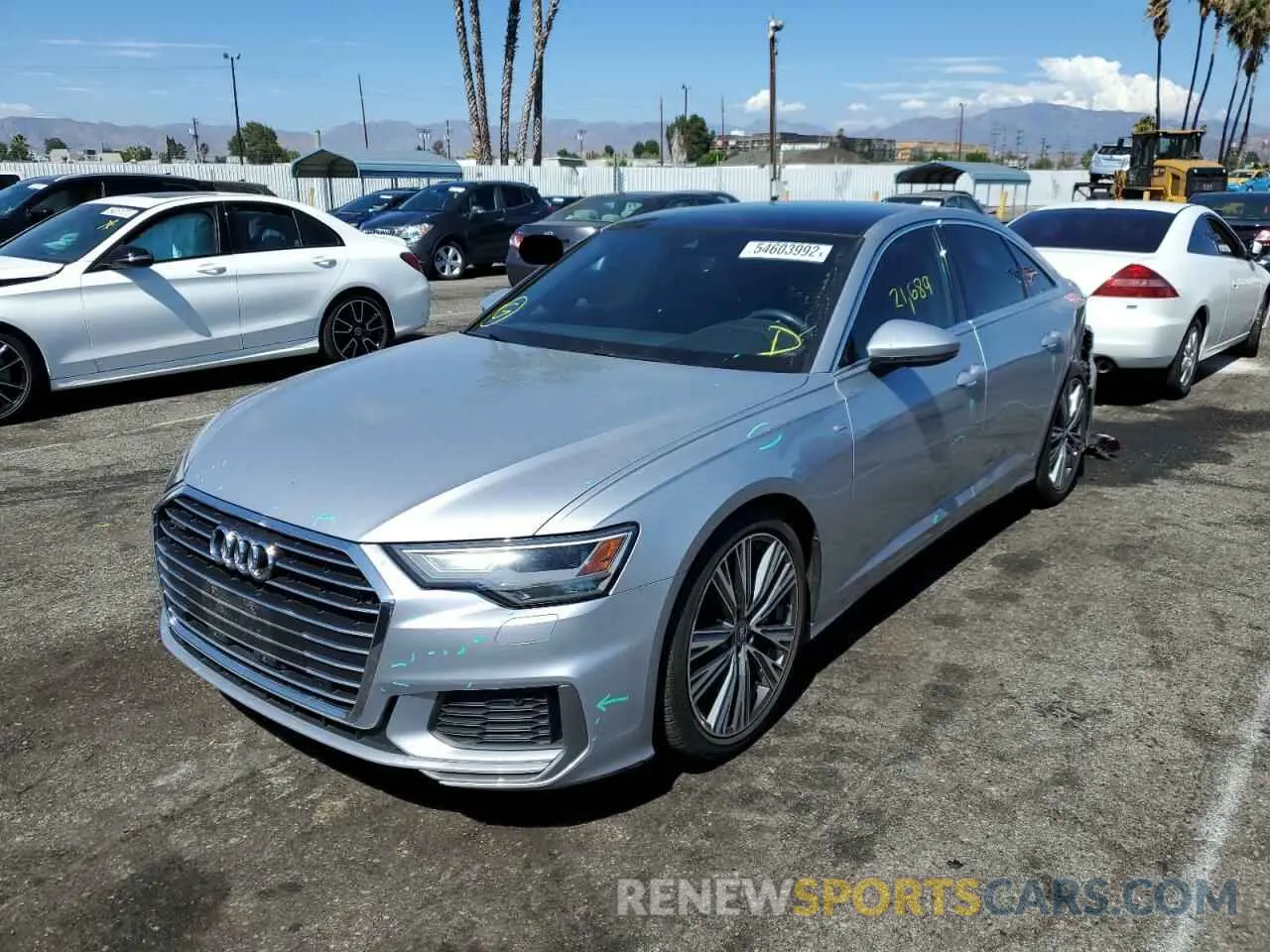 2 fotografías del automóvil dañado WAUK2AF27KN083883 AUDI A6 2019