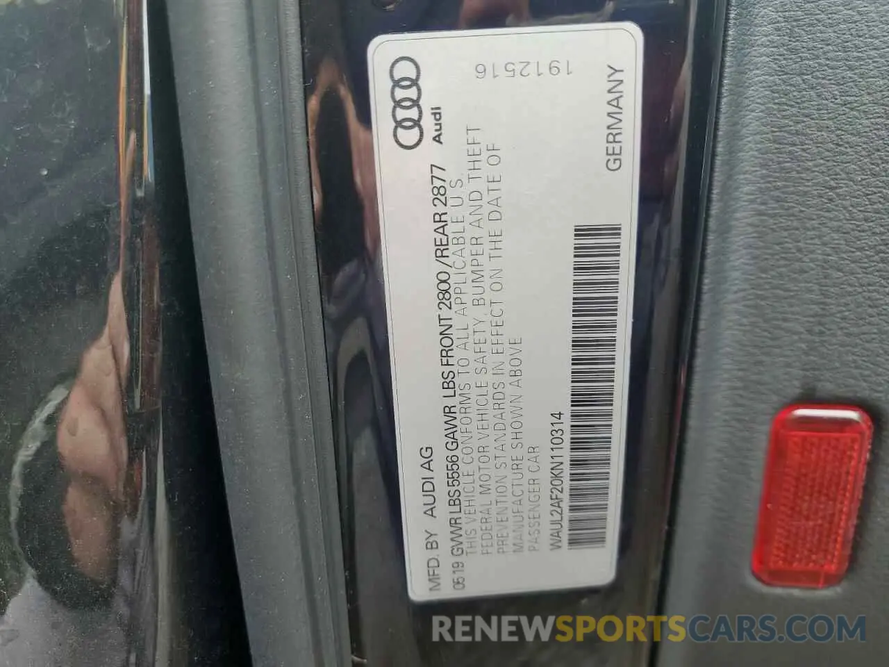 12 fotografías del automóvil dañado WAUL2AF20KN110314 AUDI A6 2019
