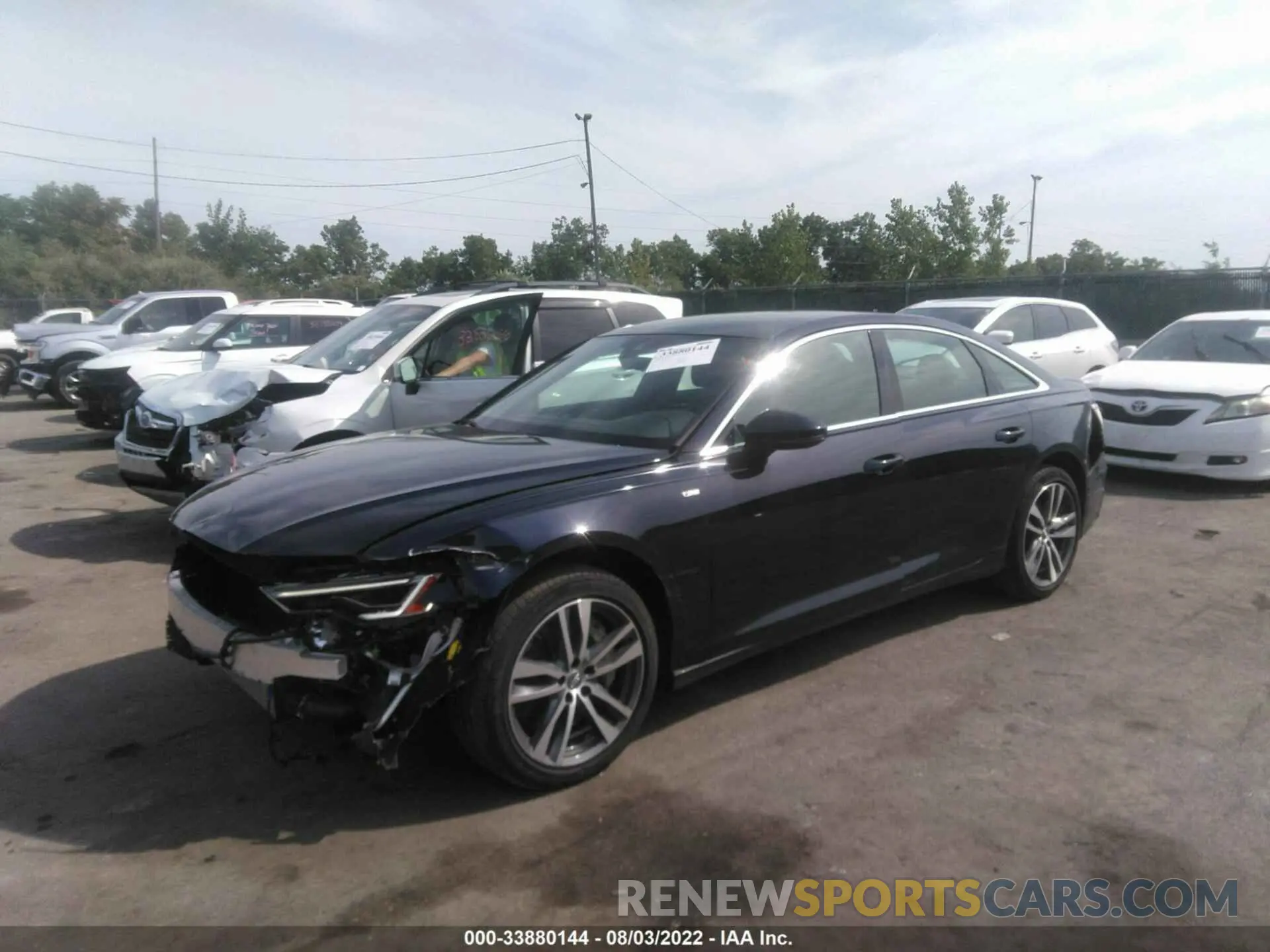 2 fotografías del automóvil dañado WAUL2AF21KN059051 AUDI A6 2019
