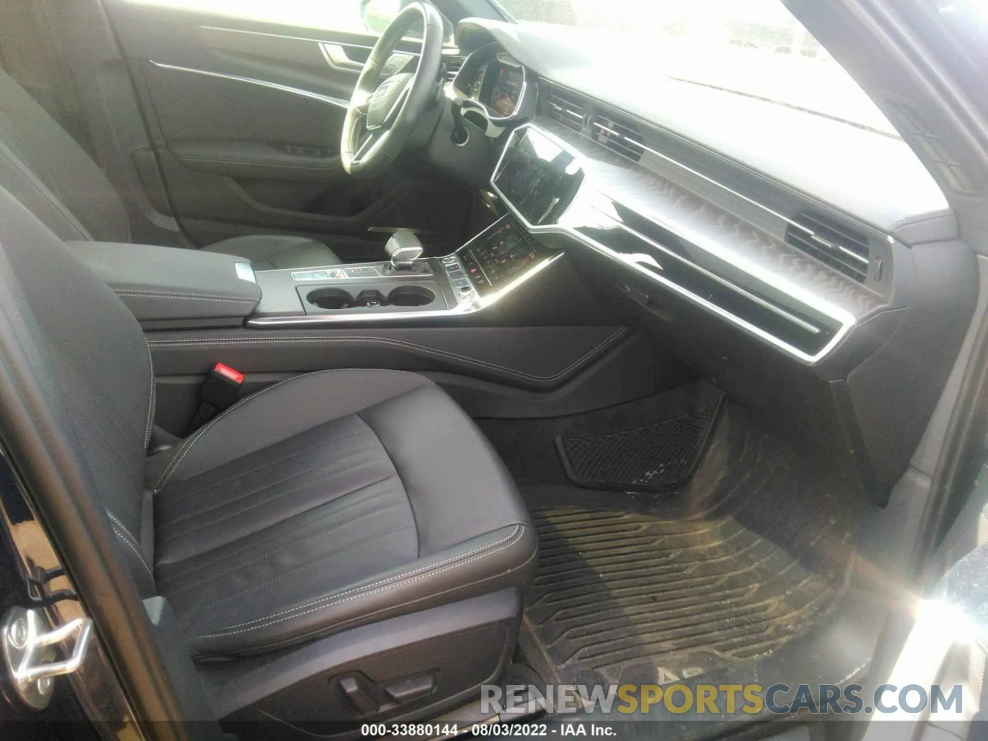 5 fotografías del automóvil dañado WAUL2AF21KN059051 AUDI A6 2019