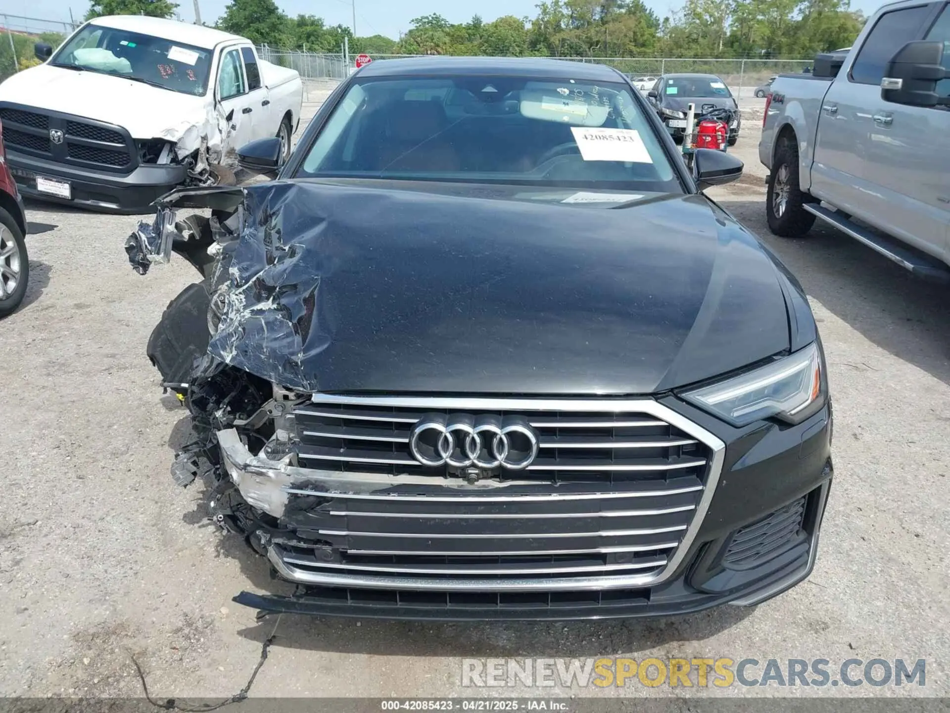 12 fotografías del automóvil dañado WAUL2AF21KN059468 AUDI A6 2019
