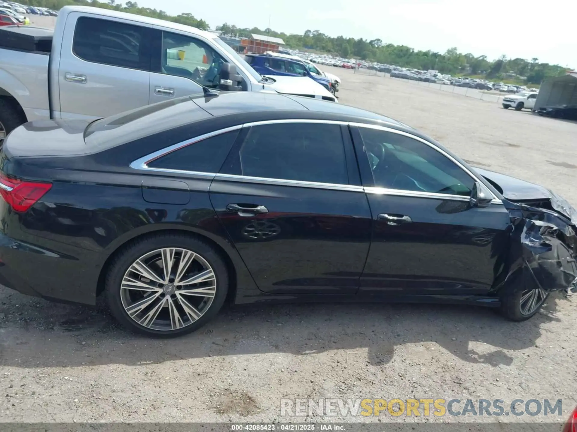 13 fotografías del automóvil dañado WAUL2AF21KN059468 AUDI A6 2019