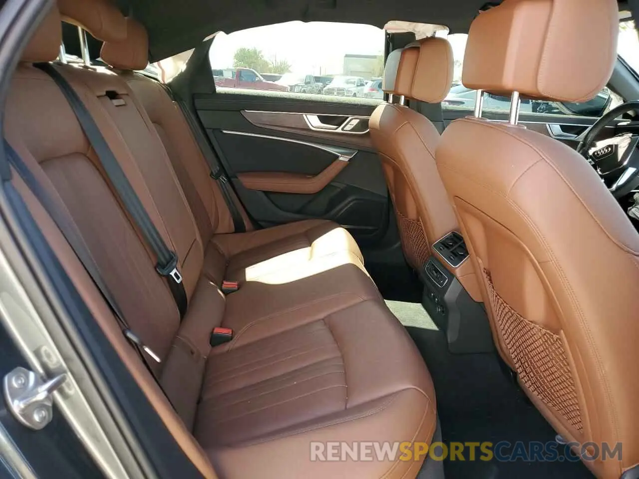 10 fotografías del automóvil dañado WAUL2AF24KN052434 AUDI A6 2019