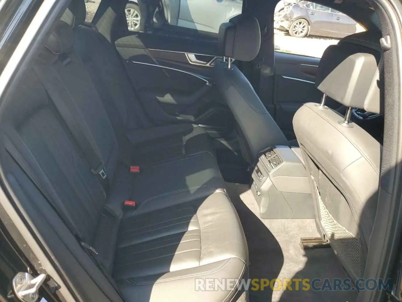 10 fotografías del automóvil dañado WAUL2AF24KN072635 AUDI A6 2019