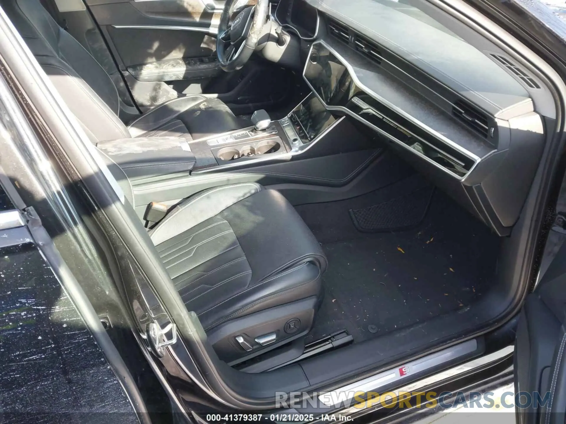 5 fotografías del automóvil dañado WAUL2AF25KN084714 AUDI A6 2019