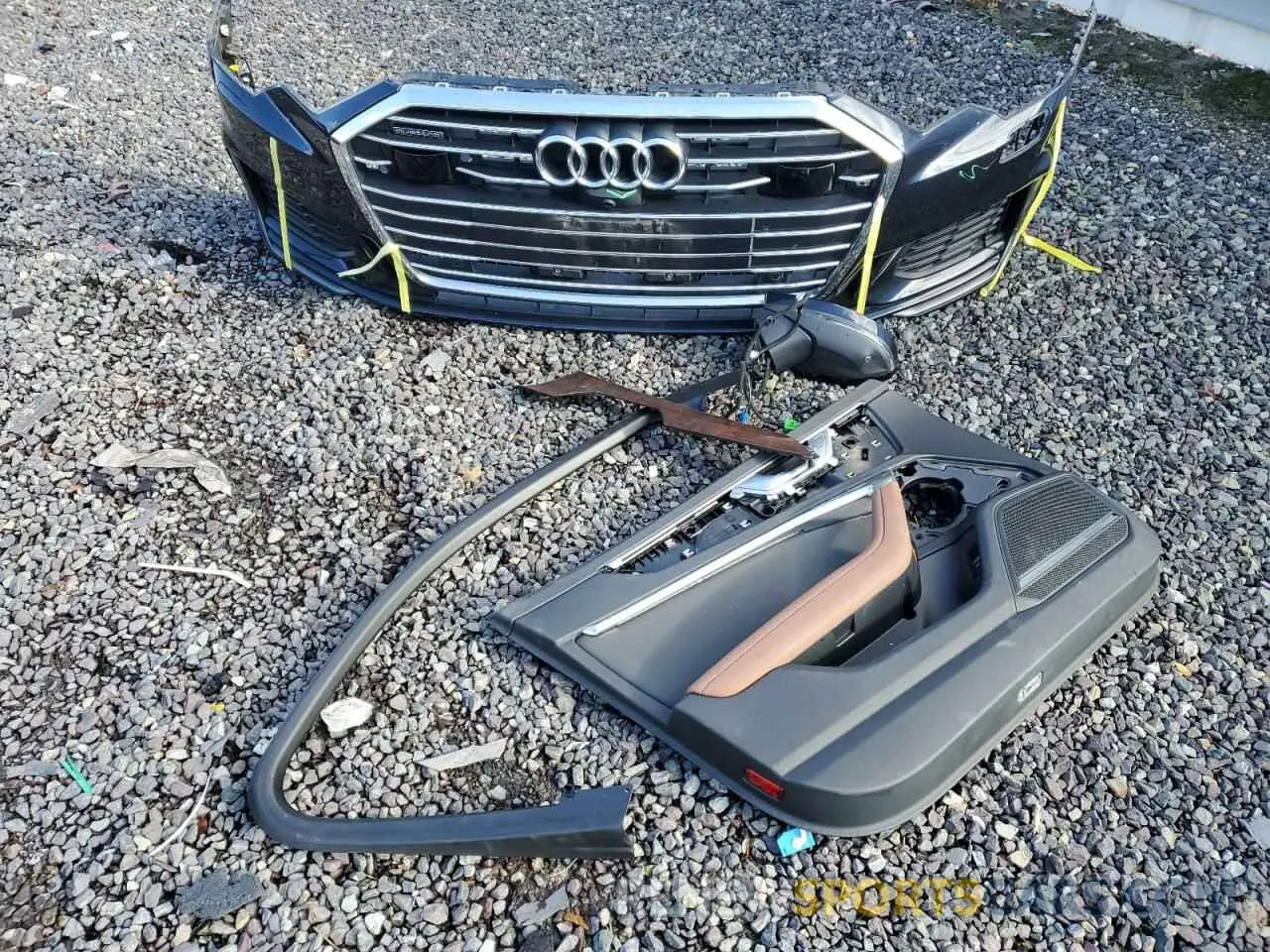 12 fotografías del automóvil dañado WAUL2AF26KN065198 AUDI A6 2019
