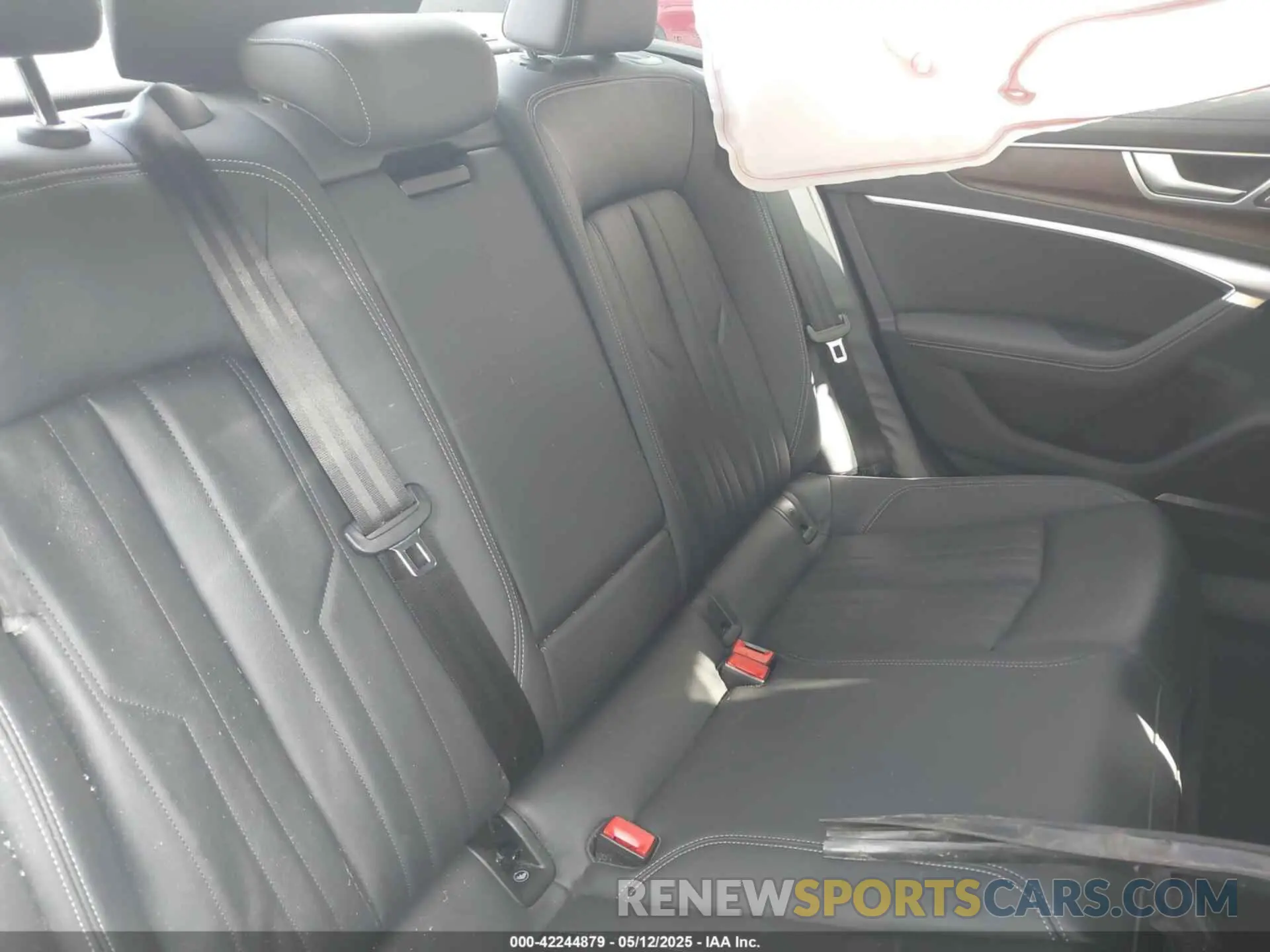8 fotografías del automóvil dañado WAUL2AF26KN116506 AUDI A6 2019