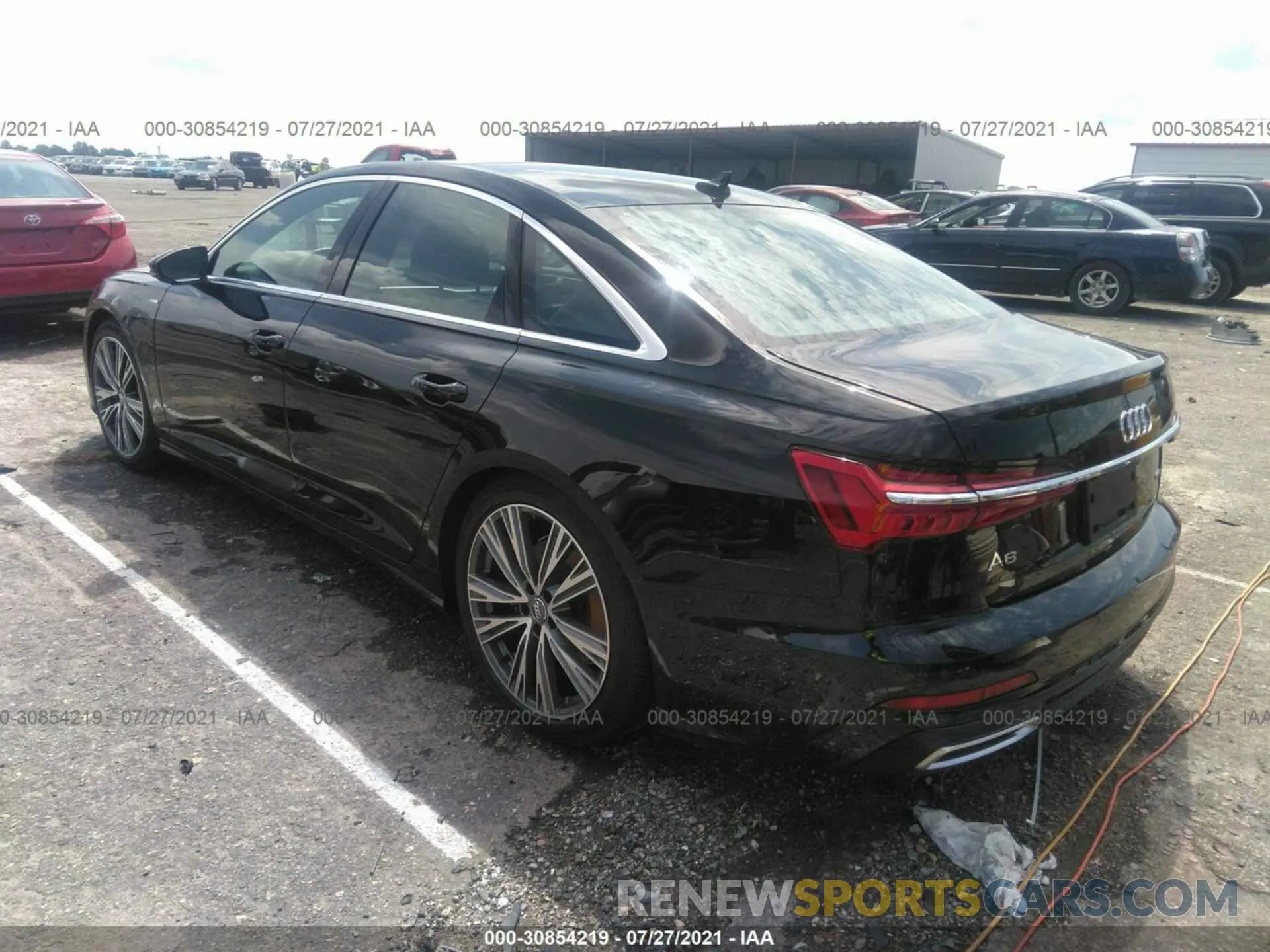 3 fotografías del automóvil dañado WAUL2AF28KN017296 AUDI A6 2019