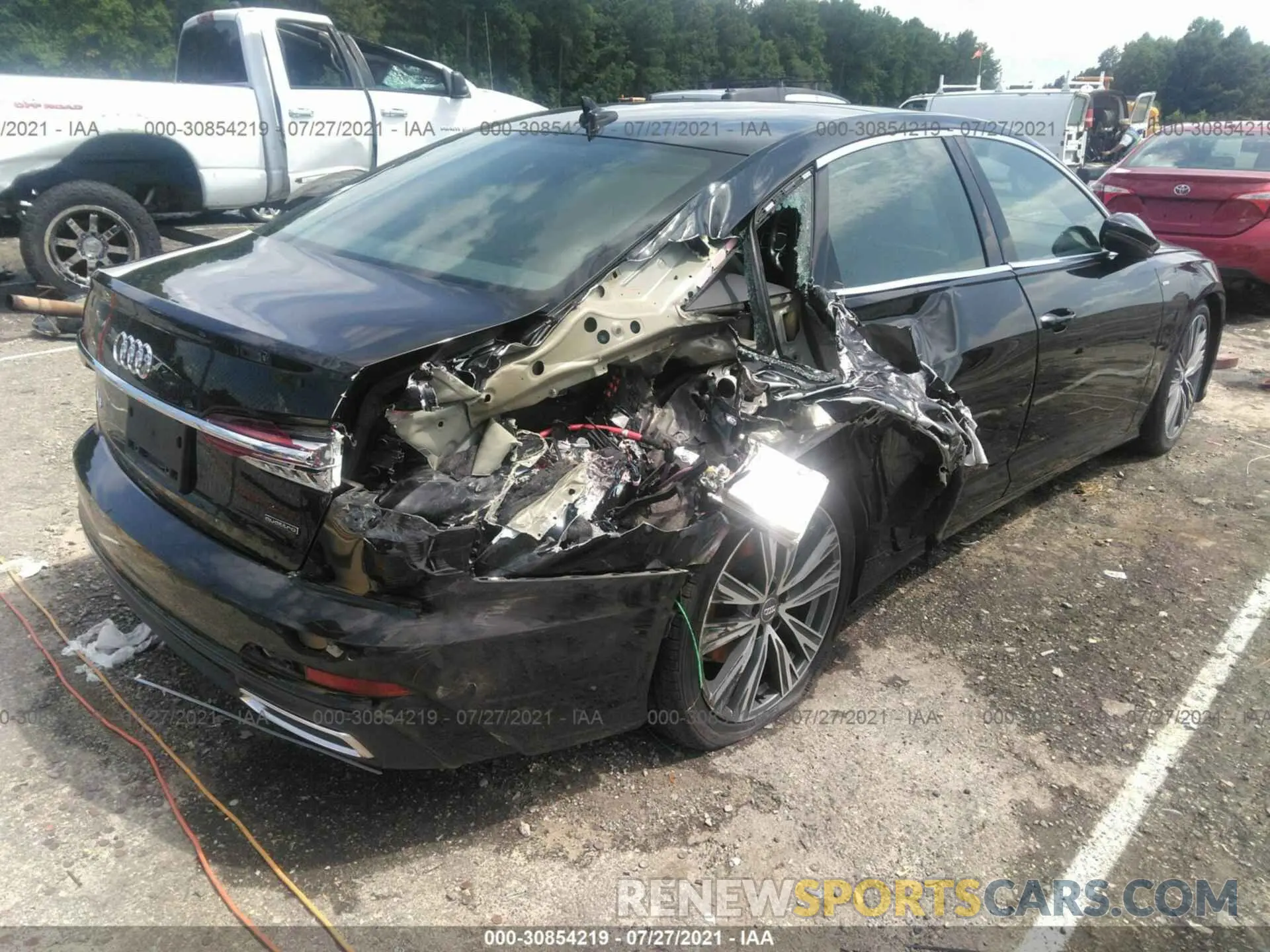 4 fotografías del automóvil dañado WAUL2AF28KN017296 AUDI A6 2019