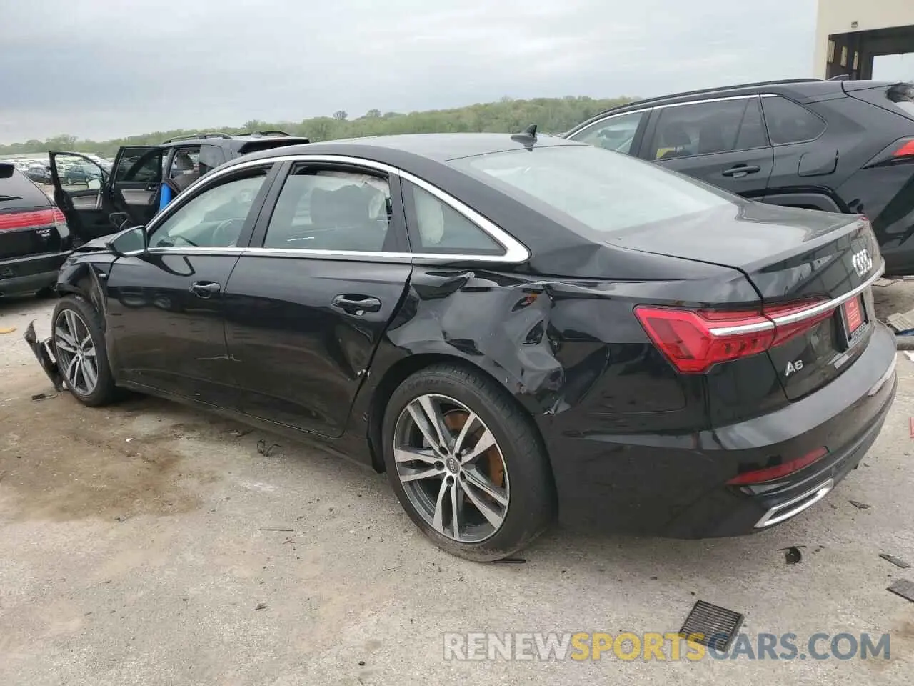 2 fotografías del automóvil dañado WAUL2AF2XKN049165 AUDI A6 2019