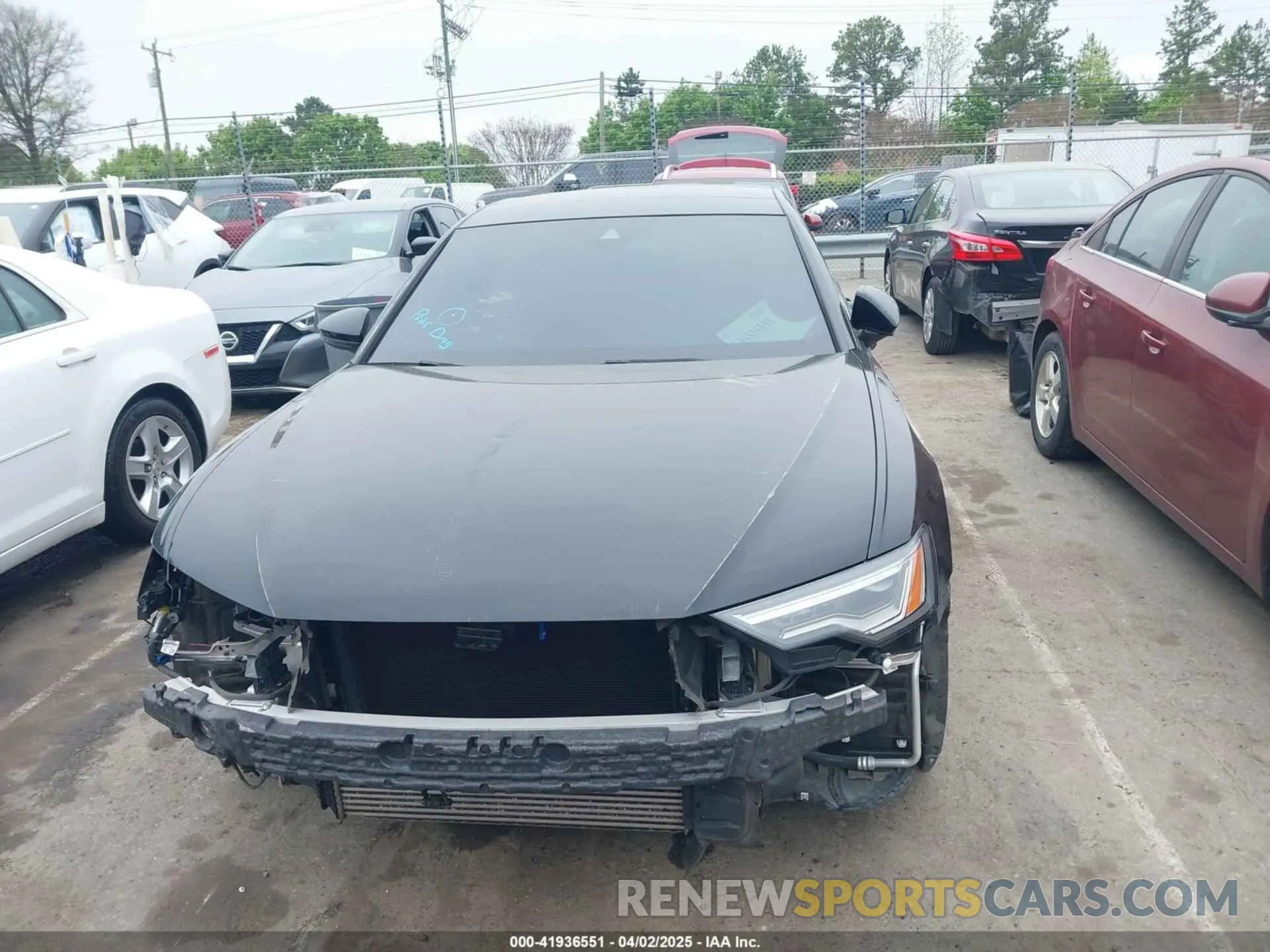 13 fotografías del automóvil dañado WAUL2BF24KN062516 AUDI A6 2019