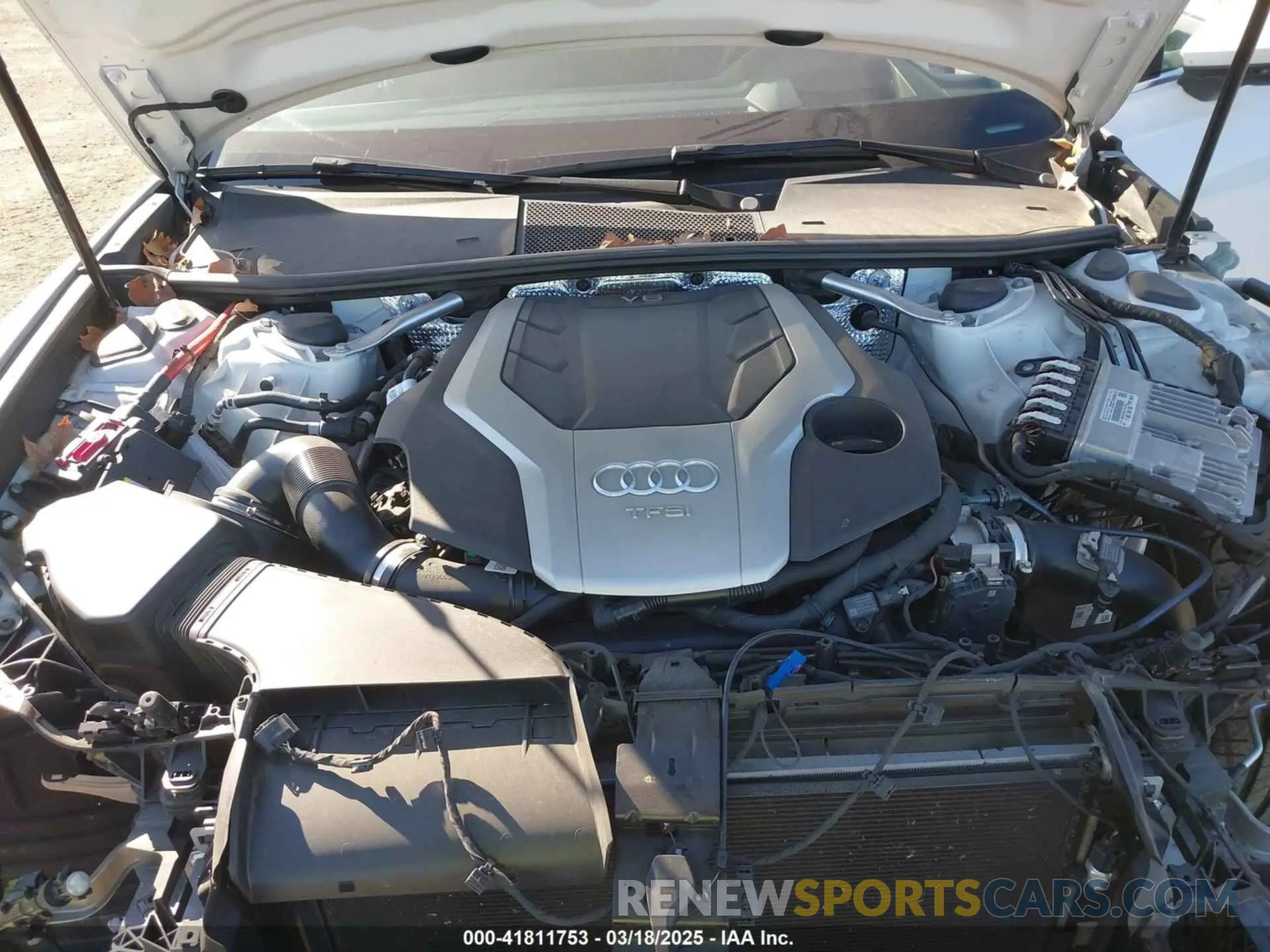 10 fotografías del automóvil dañado WAUM2AF22KN044384 AUDI A6 2019