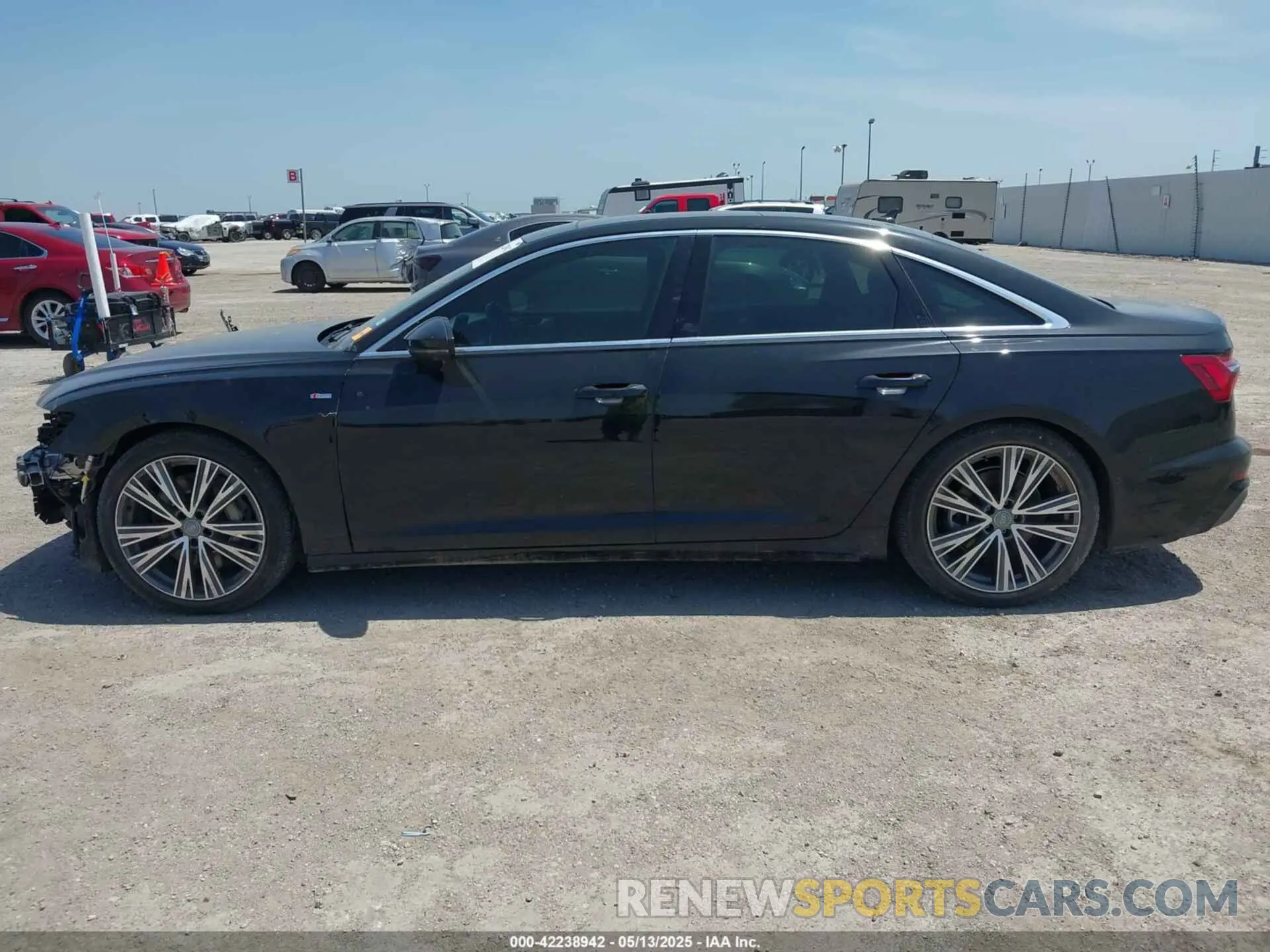 15 fotografías del automóvil dañado WAUM2AF25KN058165 AUDI A6 2019