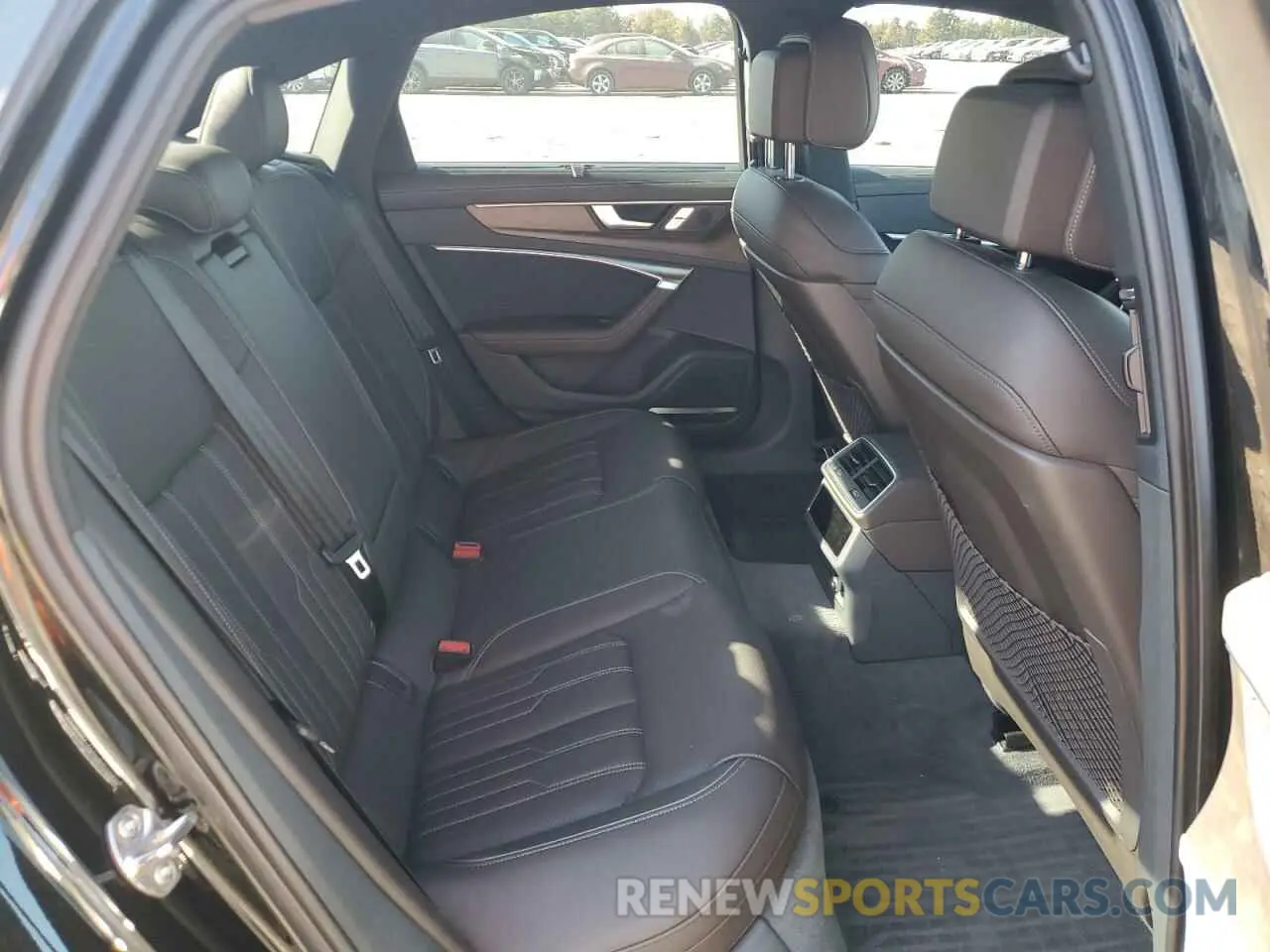 10 fotografías del automóvil dañado WAUM2AF28KN034328 AUDI A6 2019