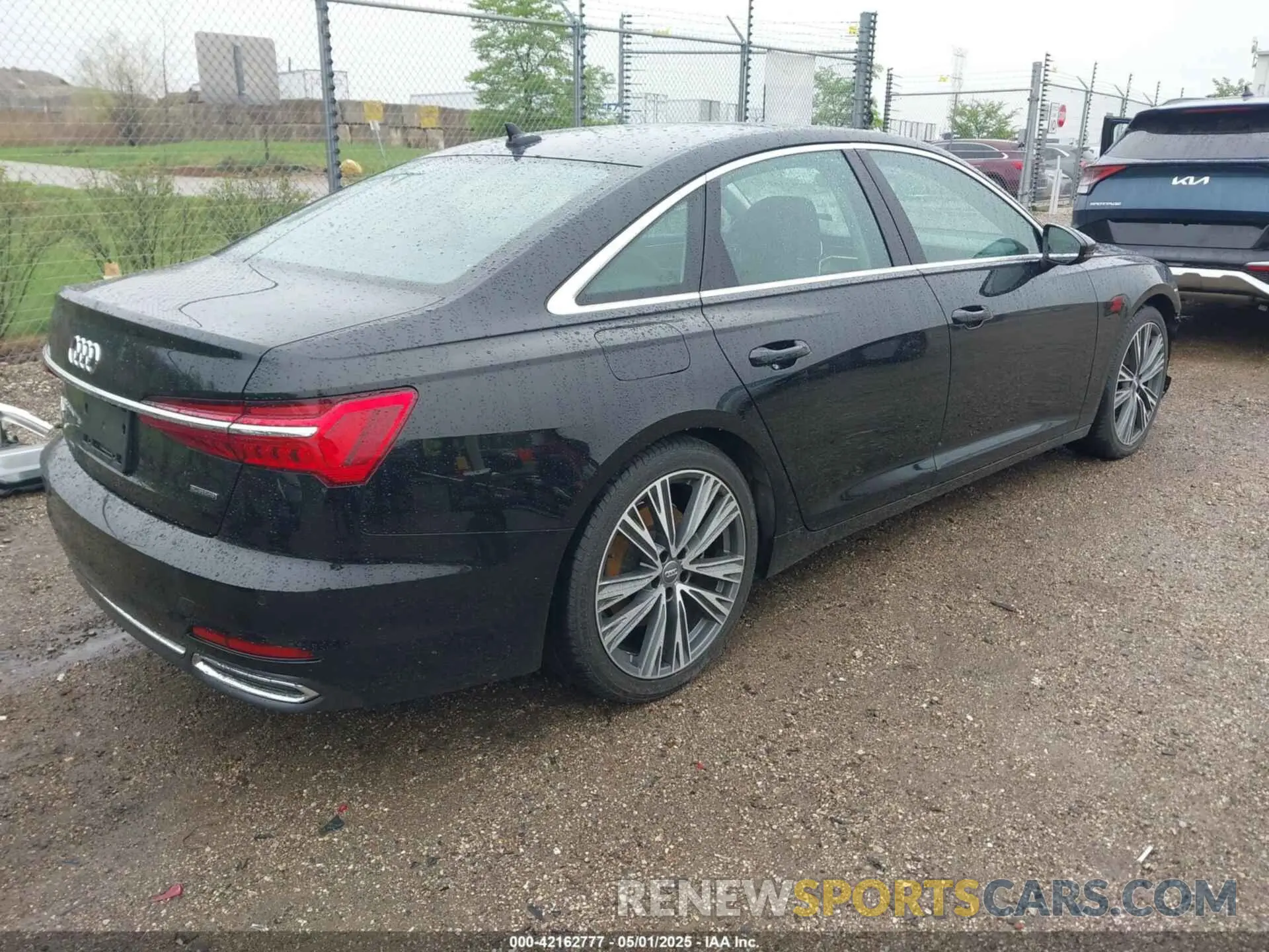 4 fotografías del automóvil dañado WAUD8AF28LN038685 AUDI A6 2020