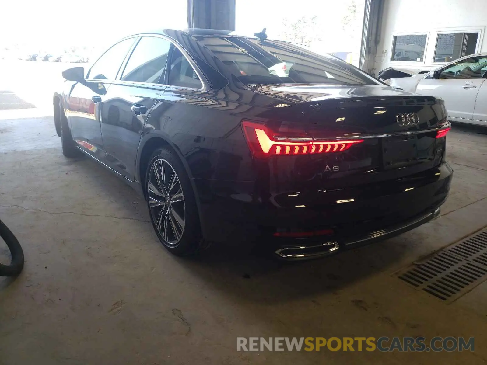 3 fotografías del automóvil dañado WAUD8AF29LN027405 AUDI A6 2020