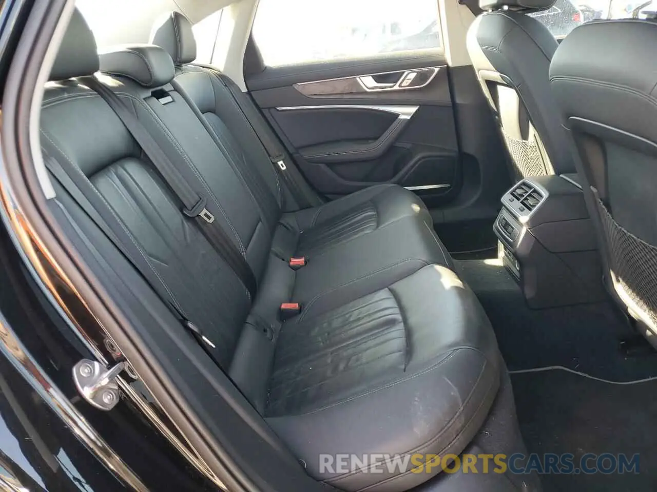 10 fotografías del automóvil dañado WAUE8AF21LN057874 AUDI A6 2020