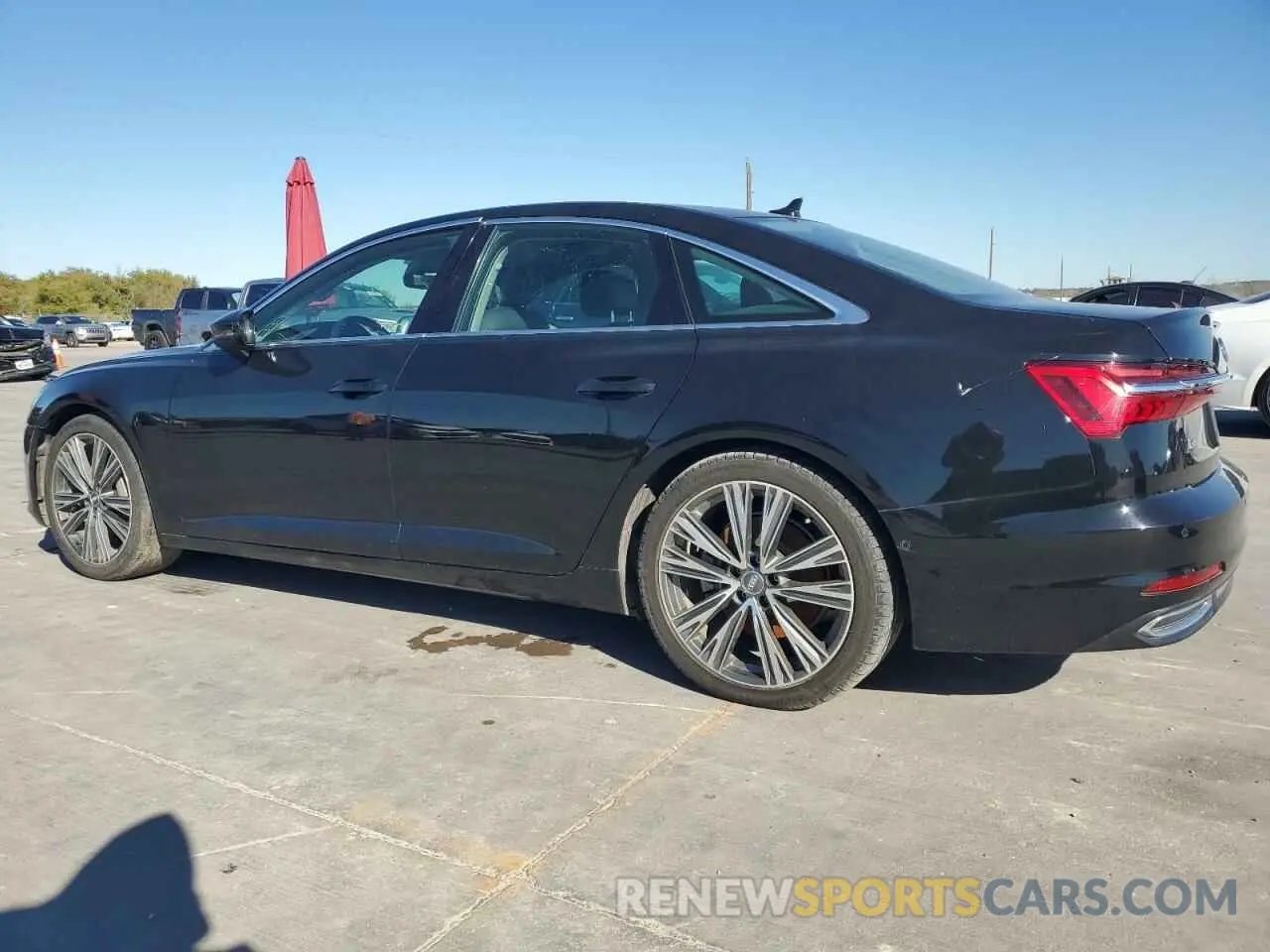 2 fotografías del automóvil dañado WAUE8AF21LN057874 AUDI A6 2020