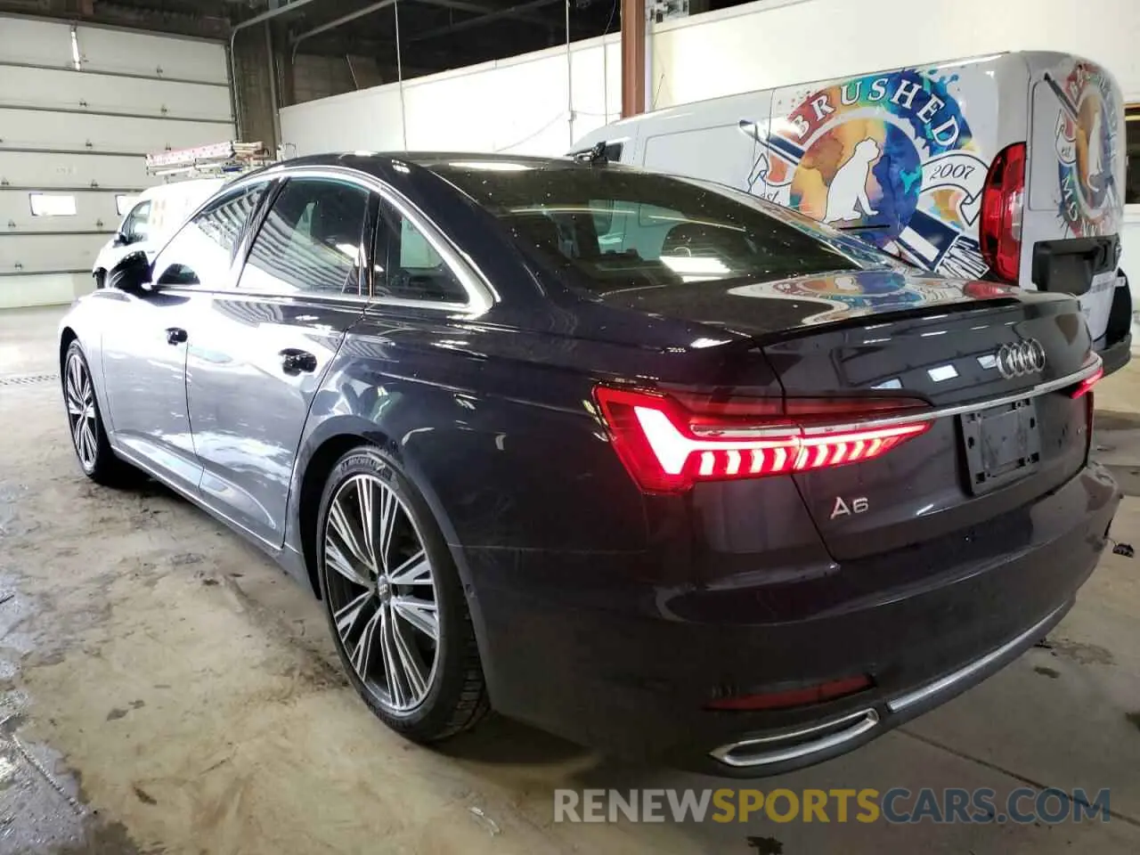 3 fotografías del automóvil dañado WAUE8AF23LN081268 AUDI A6 2020
